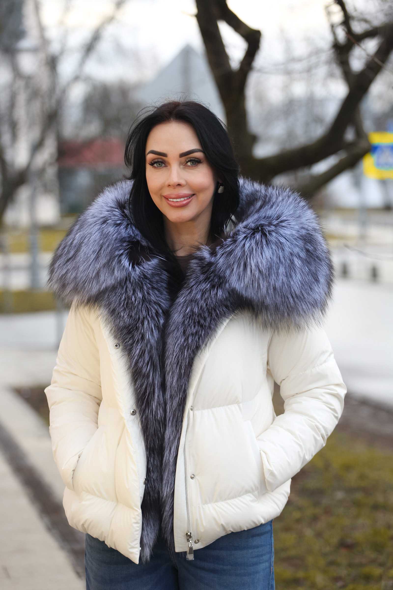 Купить пуховик с мехом чернобурой лисы SANNY