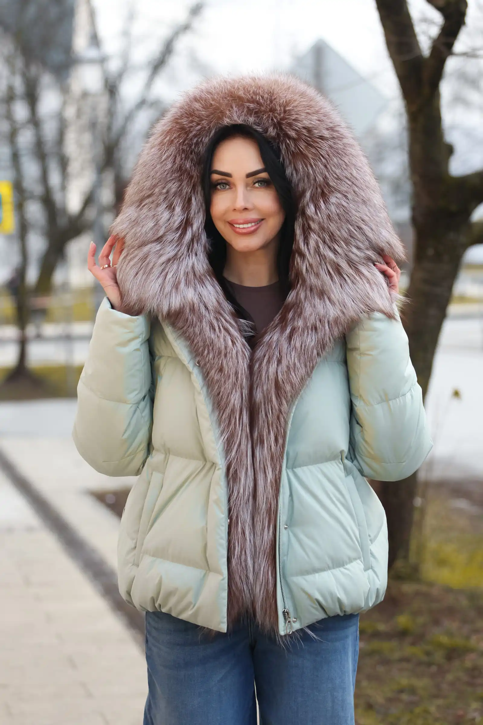 Пуховик c мехом чернобурой лисы SANNY