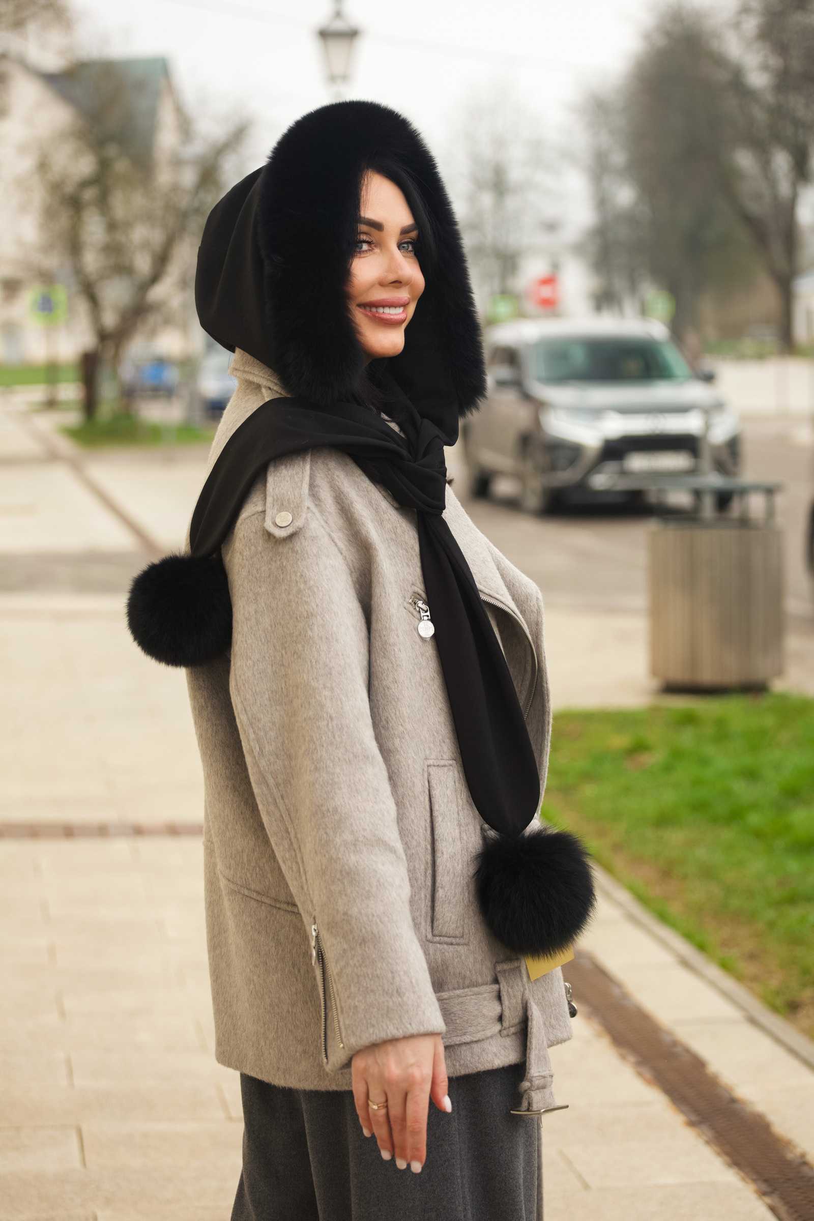 Купить капор с мехом чернобурки/финского песца MIA