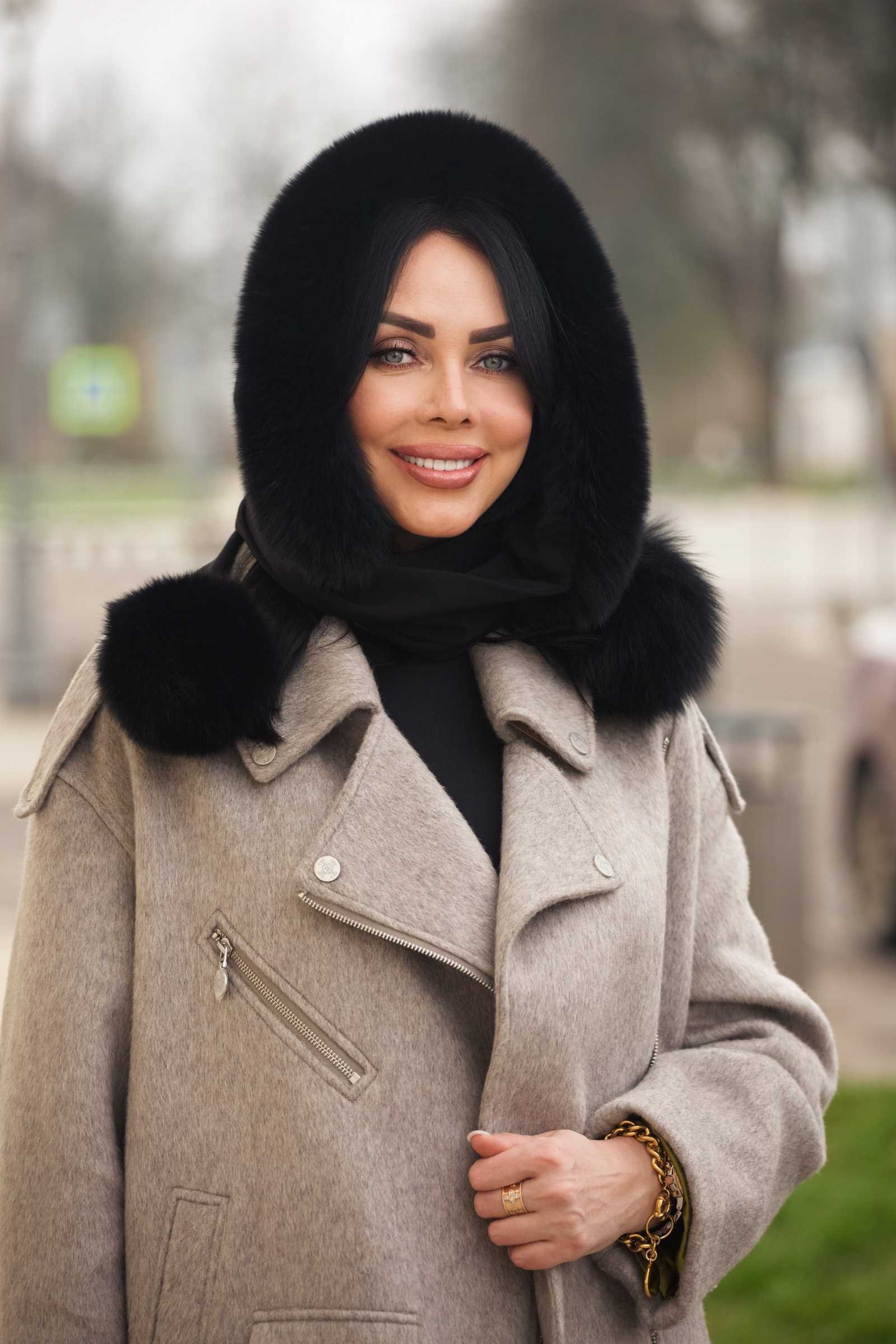 Купить капор с мехом чернобурки/финского песца MIA