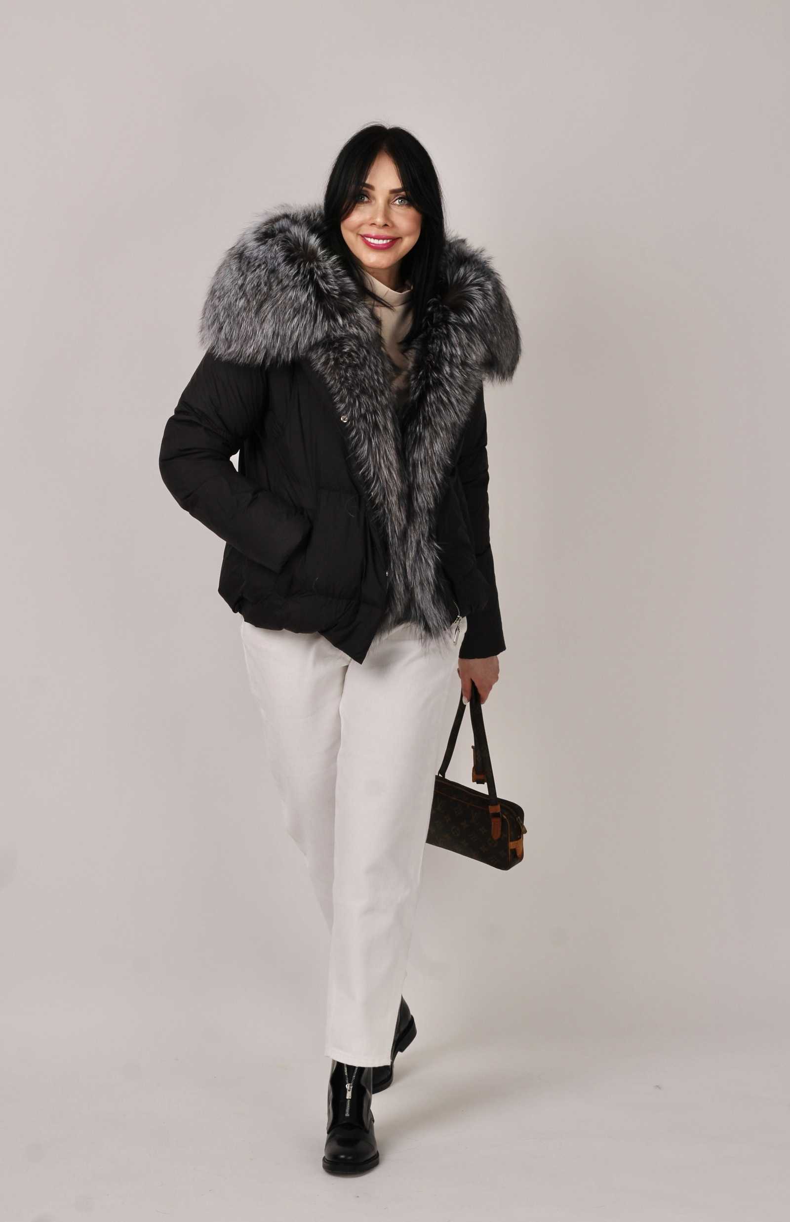 Купить пуховик с мехом чернобурой лисы SANNY