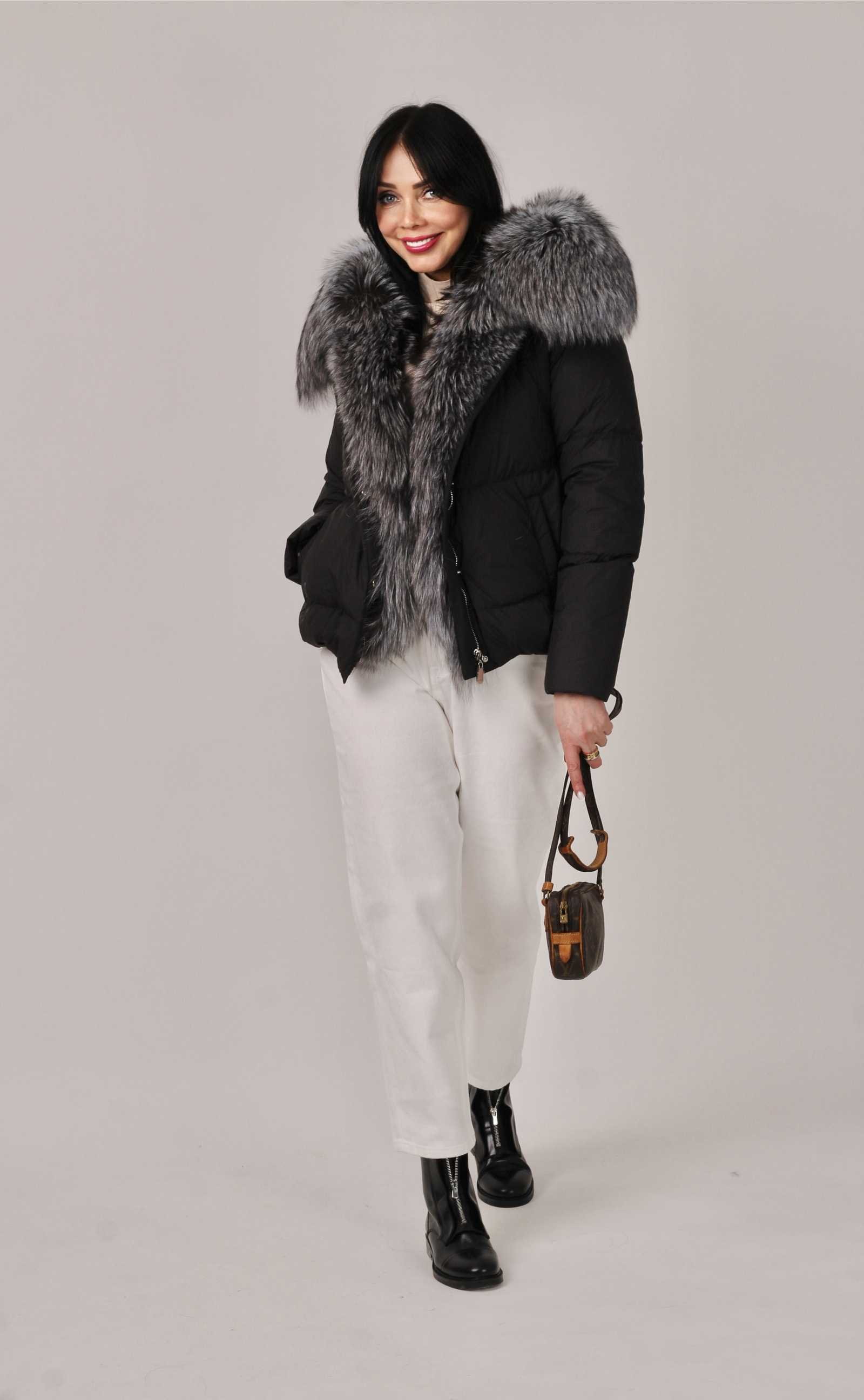 Купить пуховик с мехом чернобурой лисы SANNY