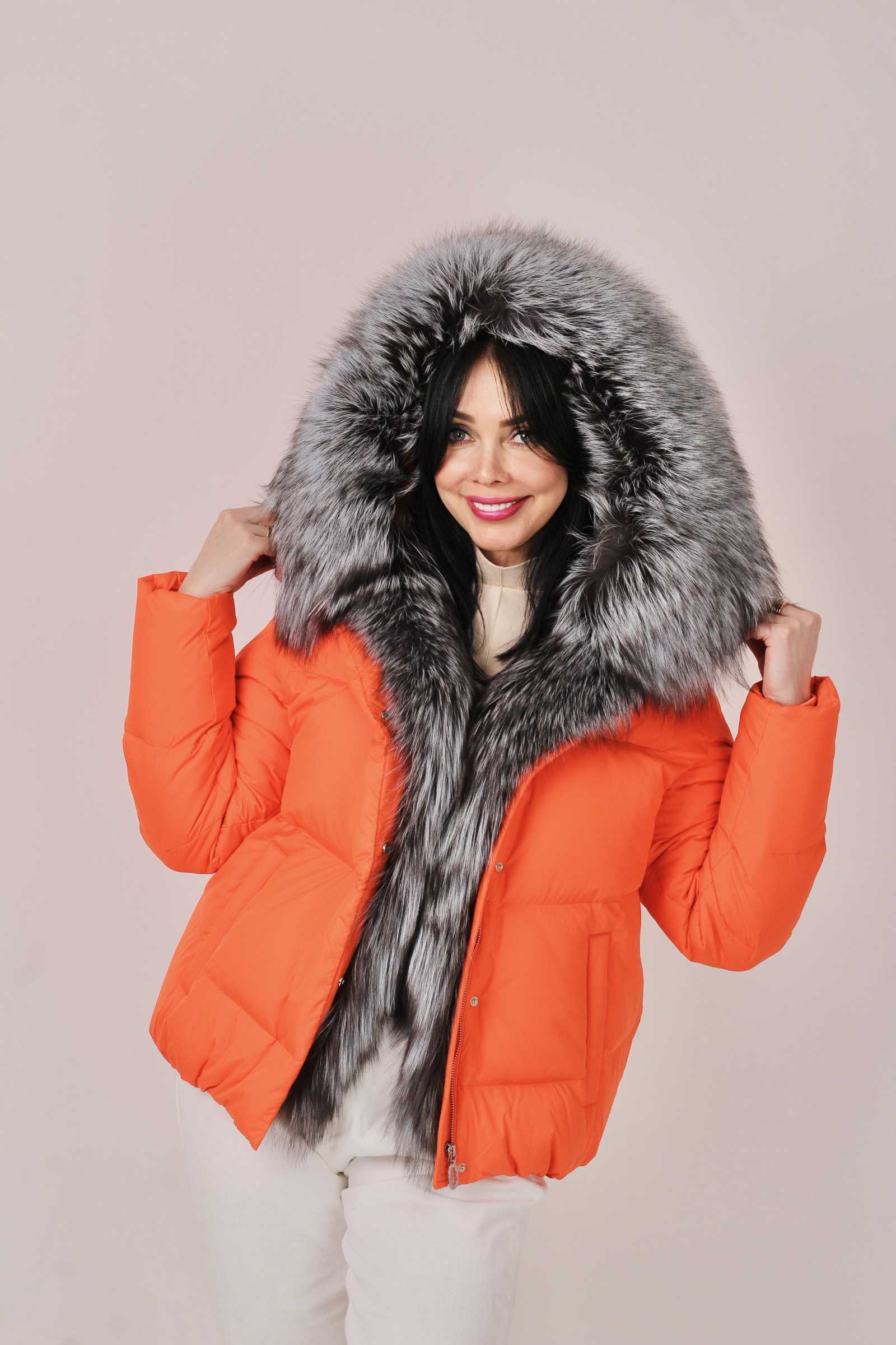 Купить пуховик с мехом чернобурой лисы SANNY