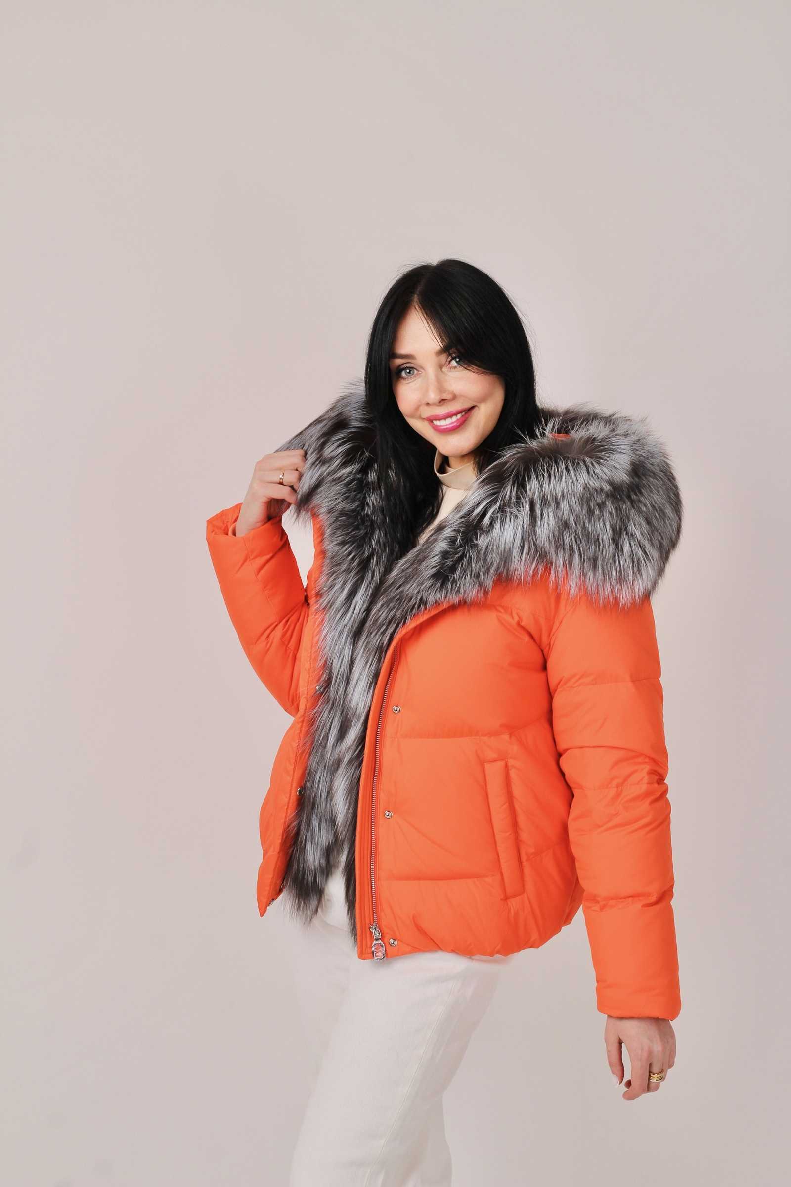 Купить пуховик с мехом чернобурой лисы SANNY