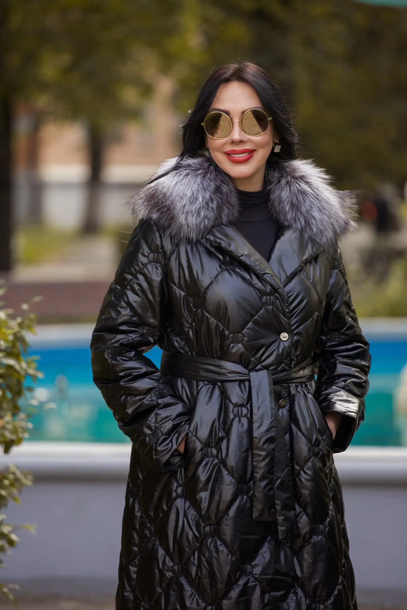 Пуховик c мехом чернобурой лисы BRUNA