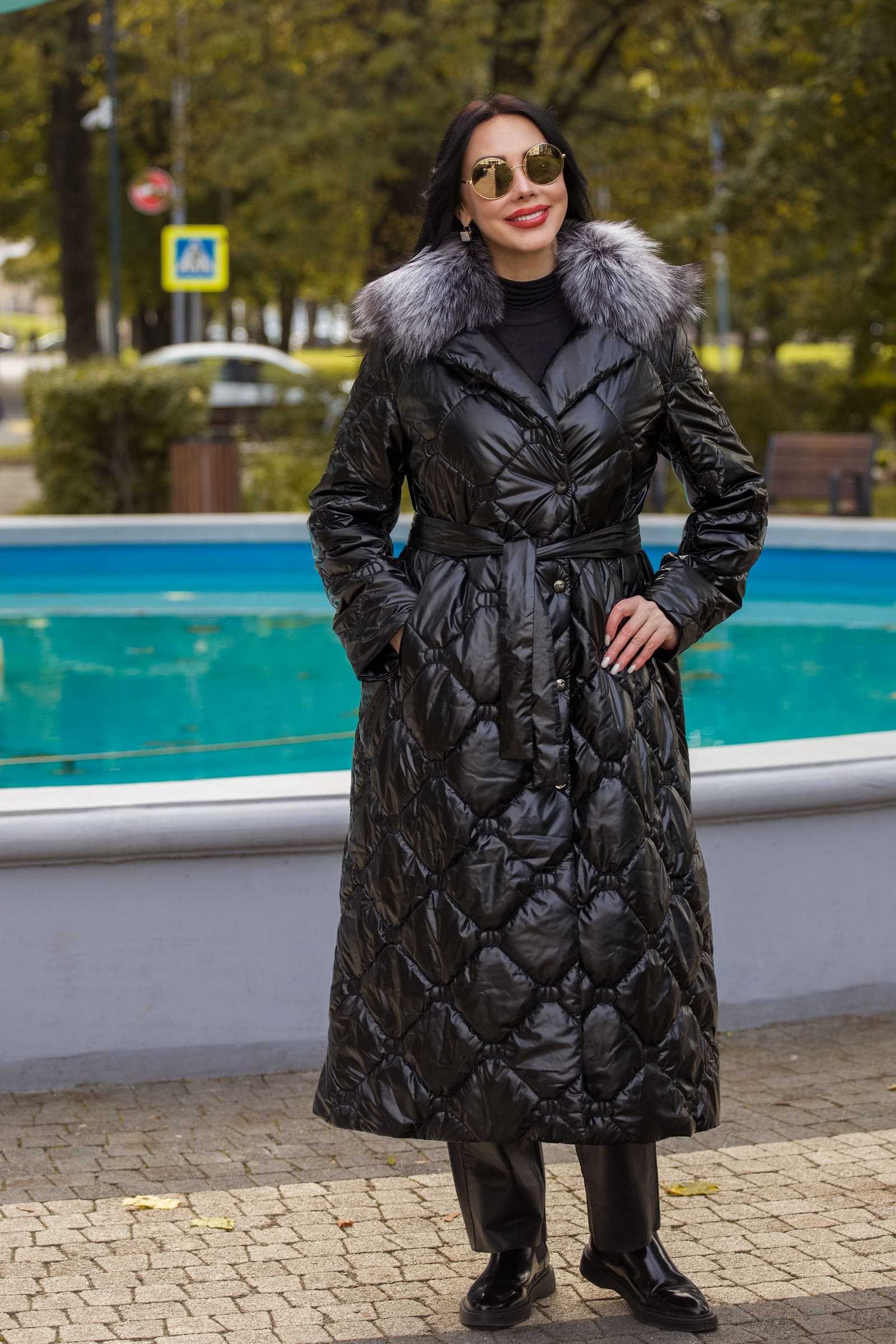 Купить пуховик с мехом чернобурой лисы BRUNA