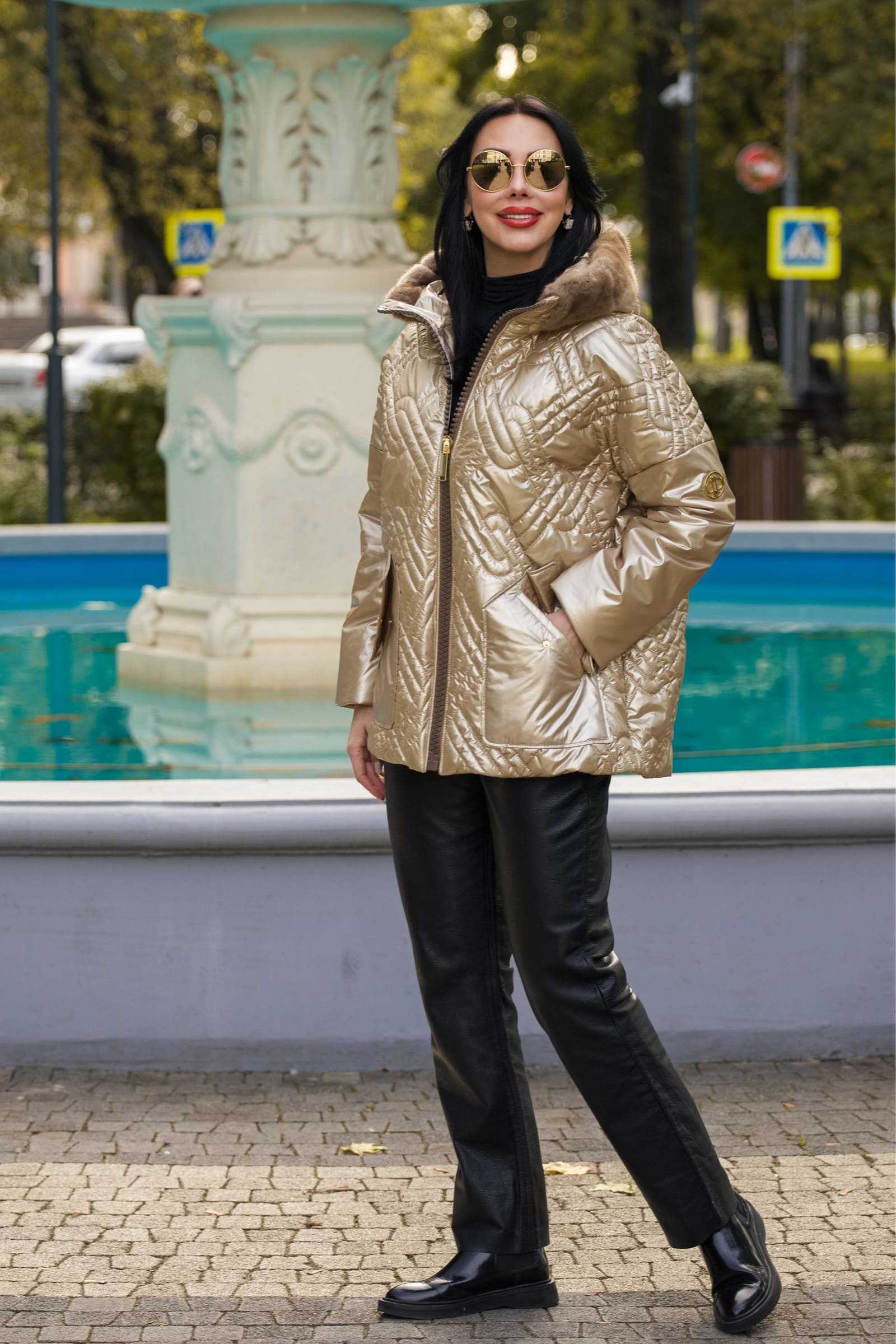 Купить зимнюю куртку c мехом норки GALA