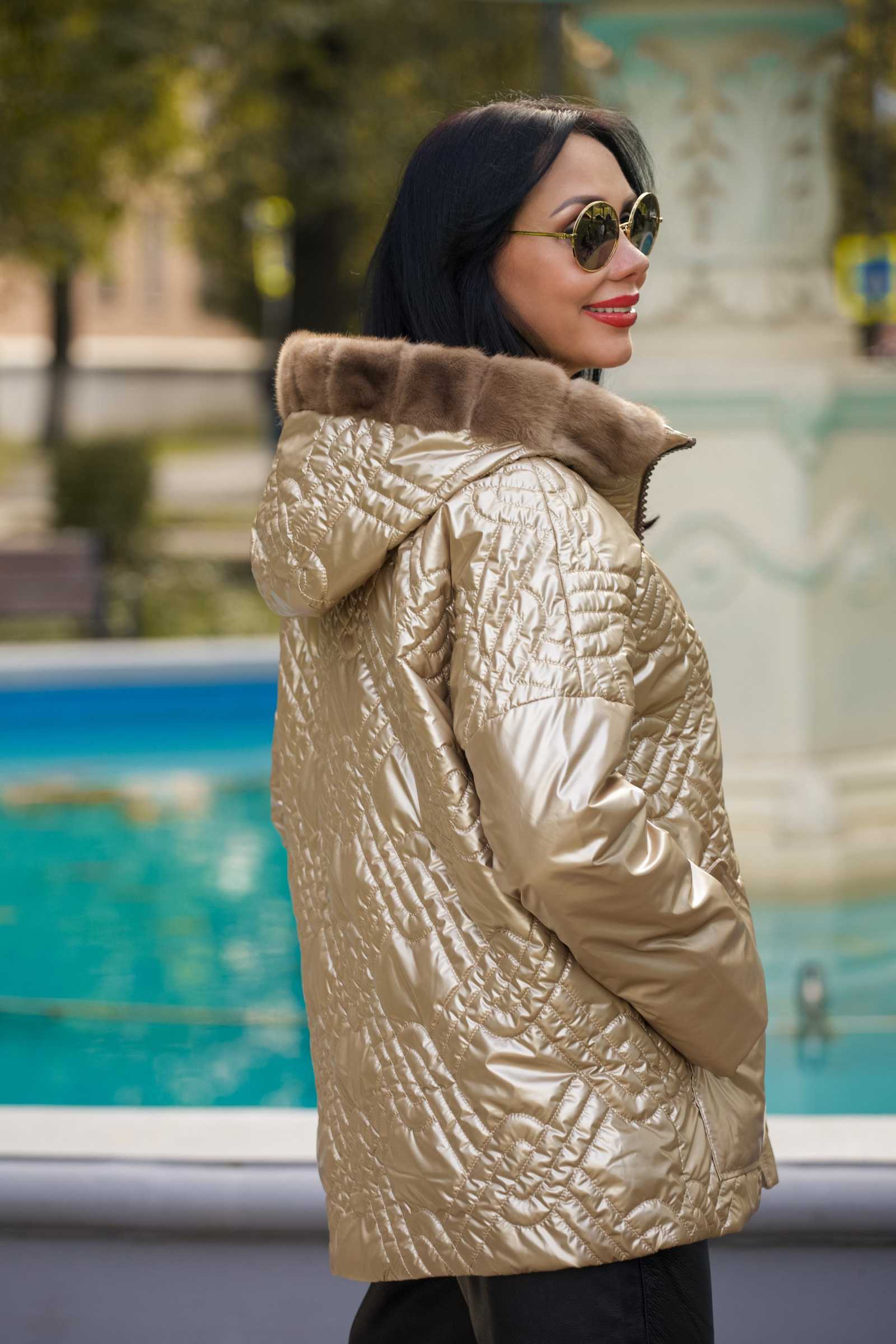 Купить зимнюю куртку c мехом норки GALA