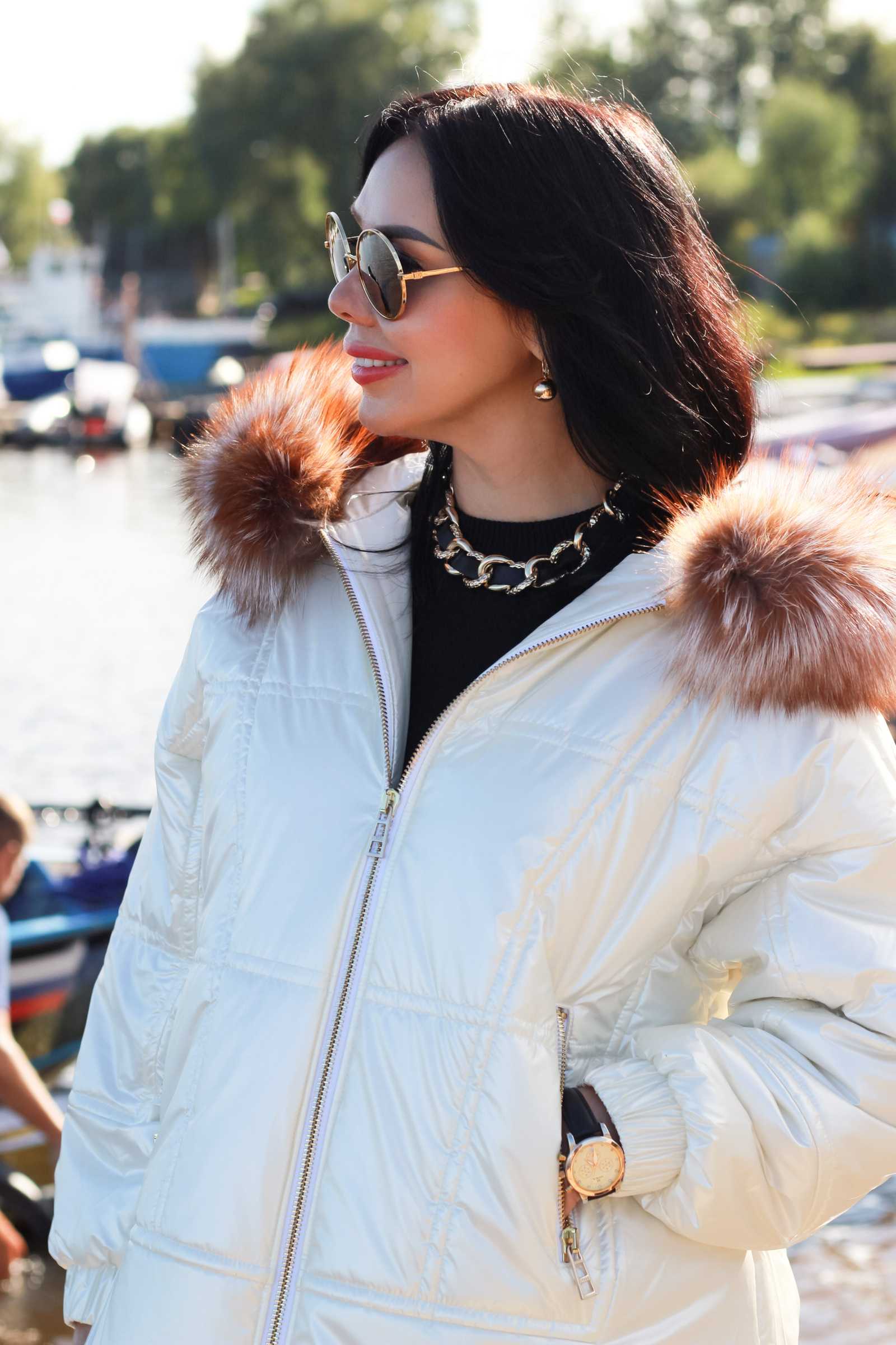 Купить зимнюю куртку c мехом чернобурки PERLA