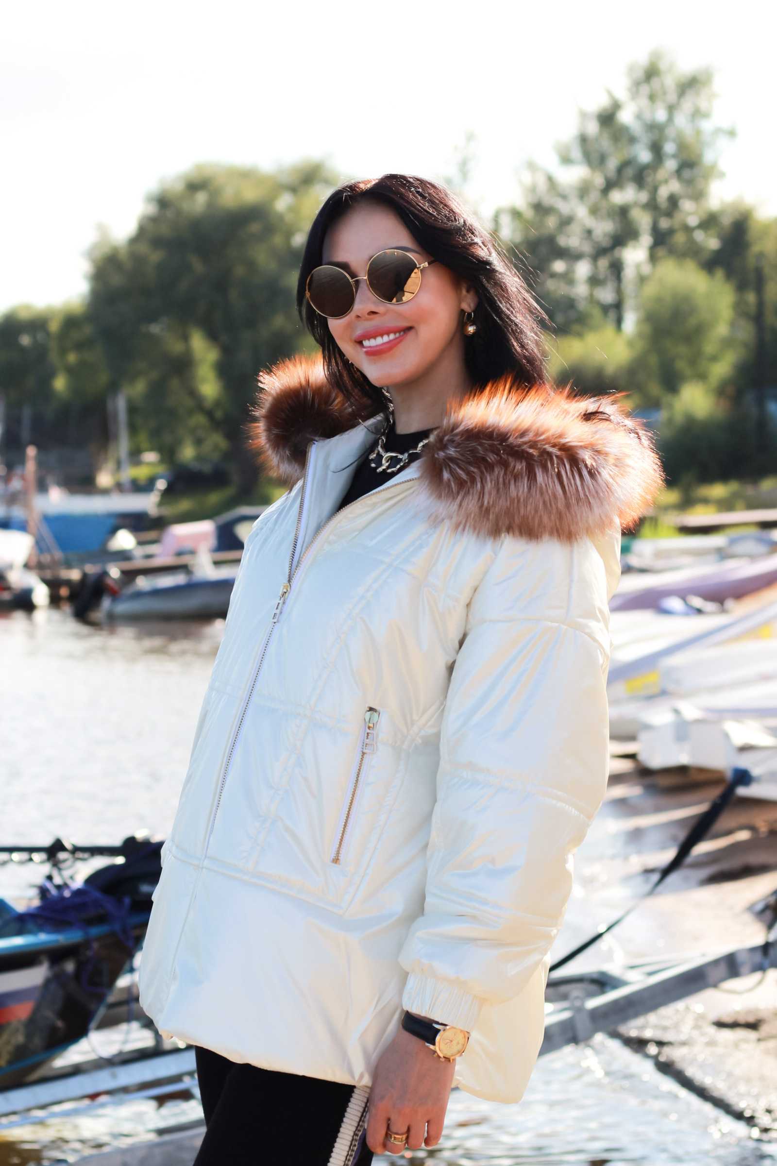 Купить зимнюю куртку c мехом чернобурки PERLA