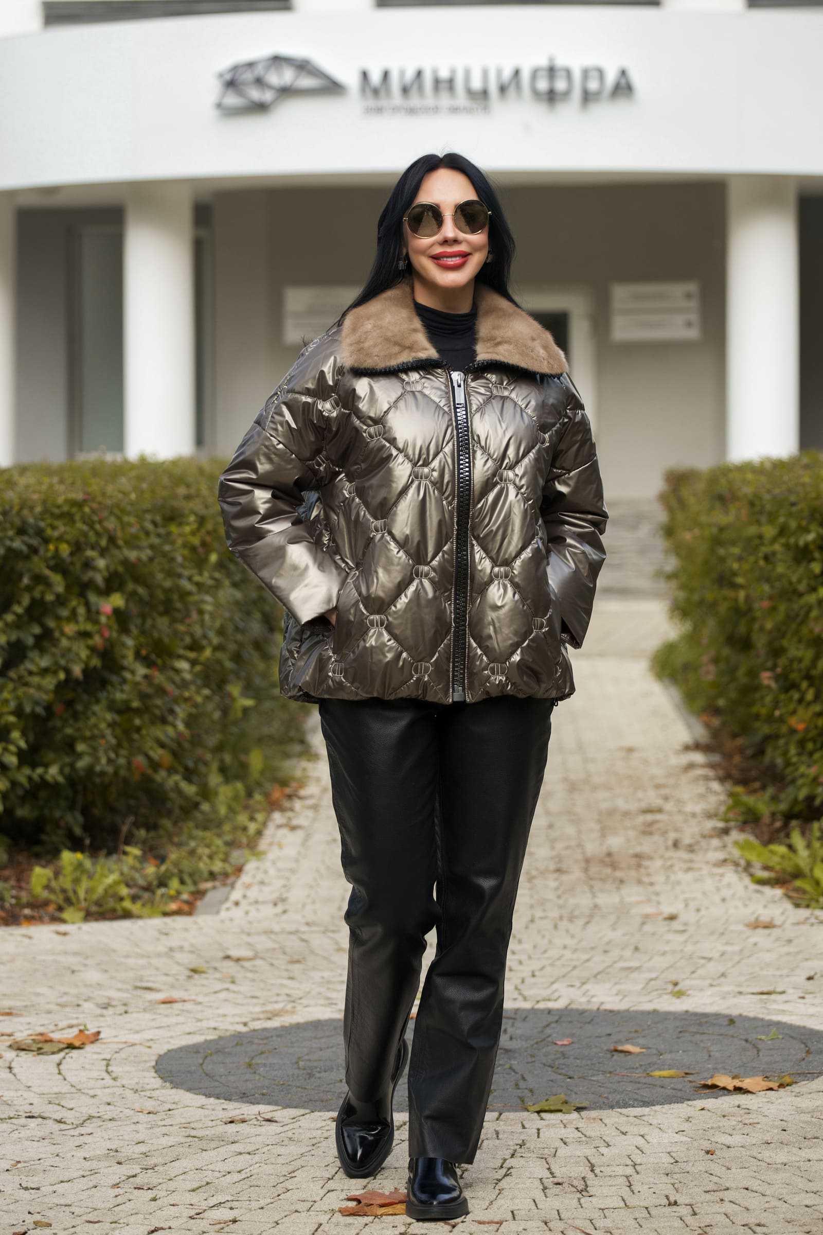 Купить зимнюю куртку c мехом норки BELIS