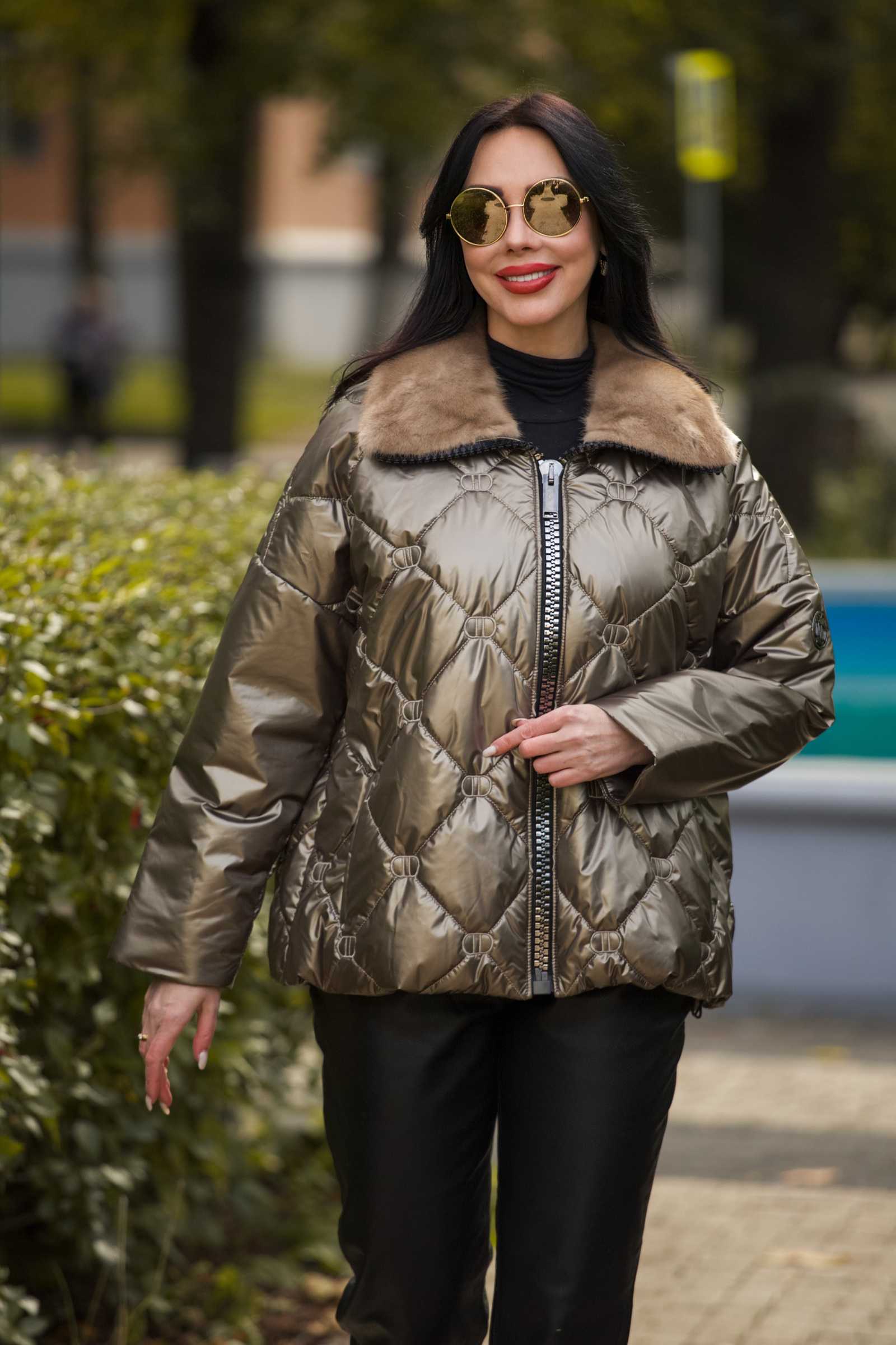 Купить зимнюю куртку c мехом норки BELIS