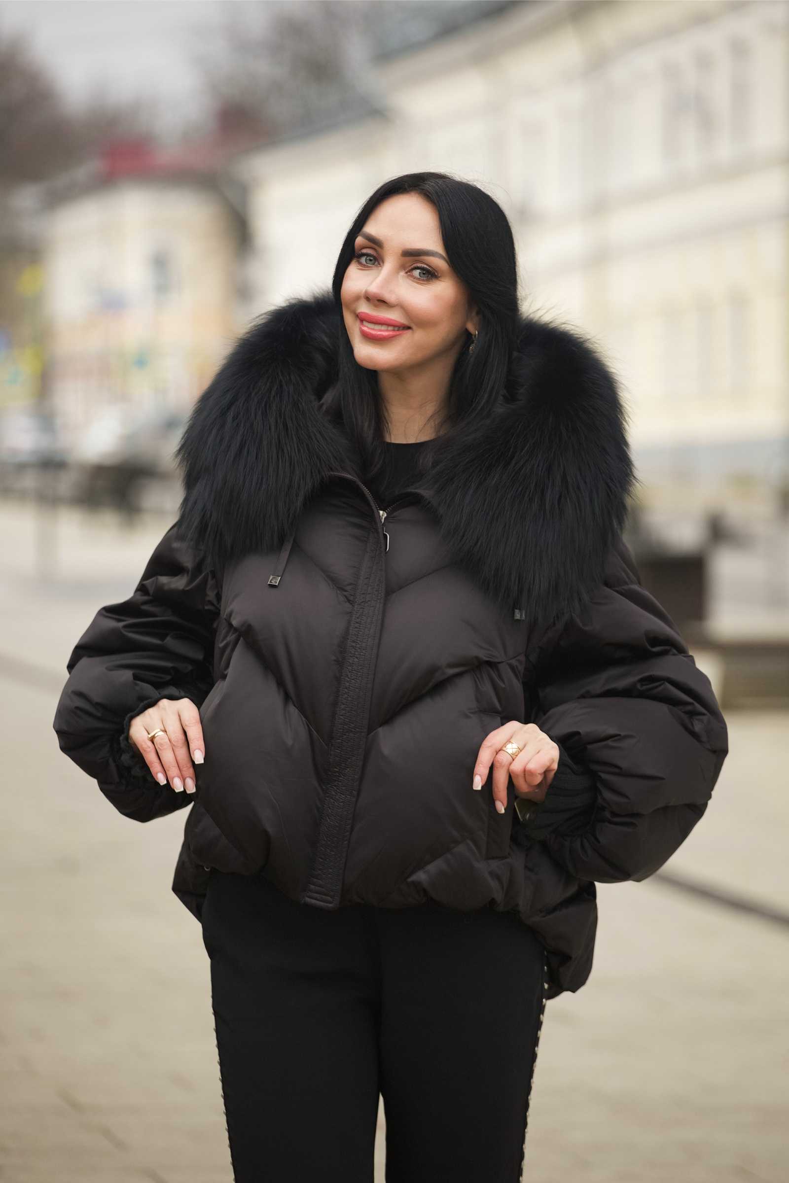 Купить пуховик c мехом чернобурой лисы IZZI