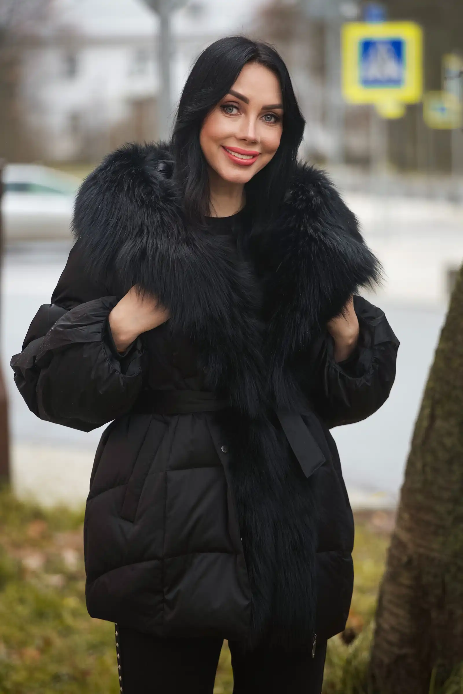Пуховик с мехом чернобурой лисы LEONARDA