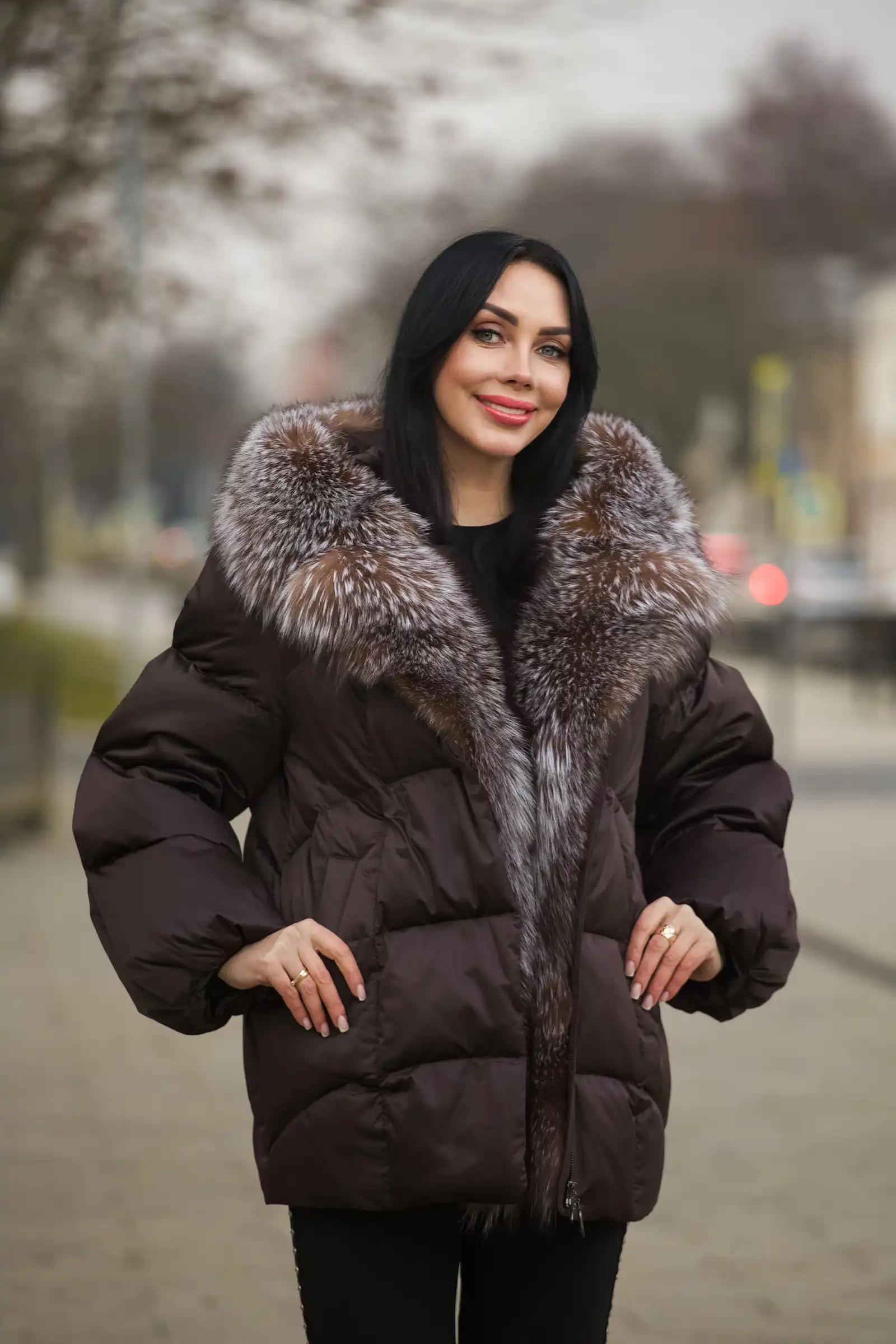 Пуховик с мехом чернобурой лисы LEONARDA