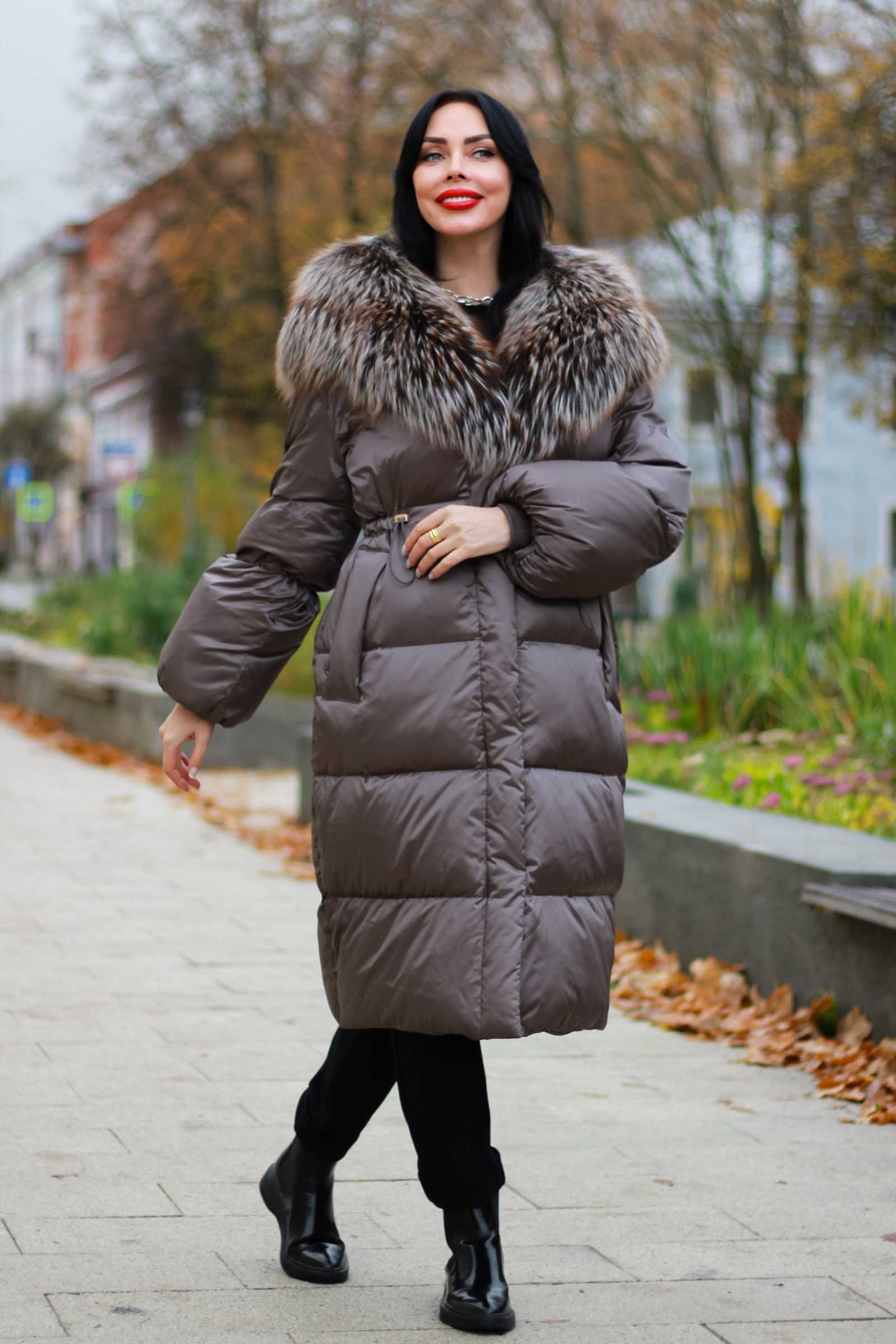Купить женский длинный пуховик с мехом чернобурой лисы ROLEXSA