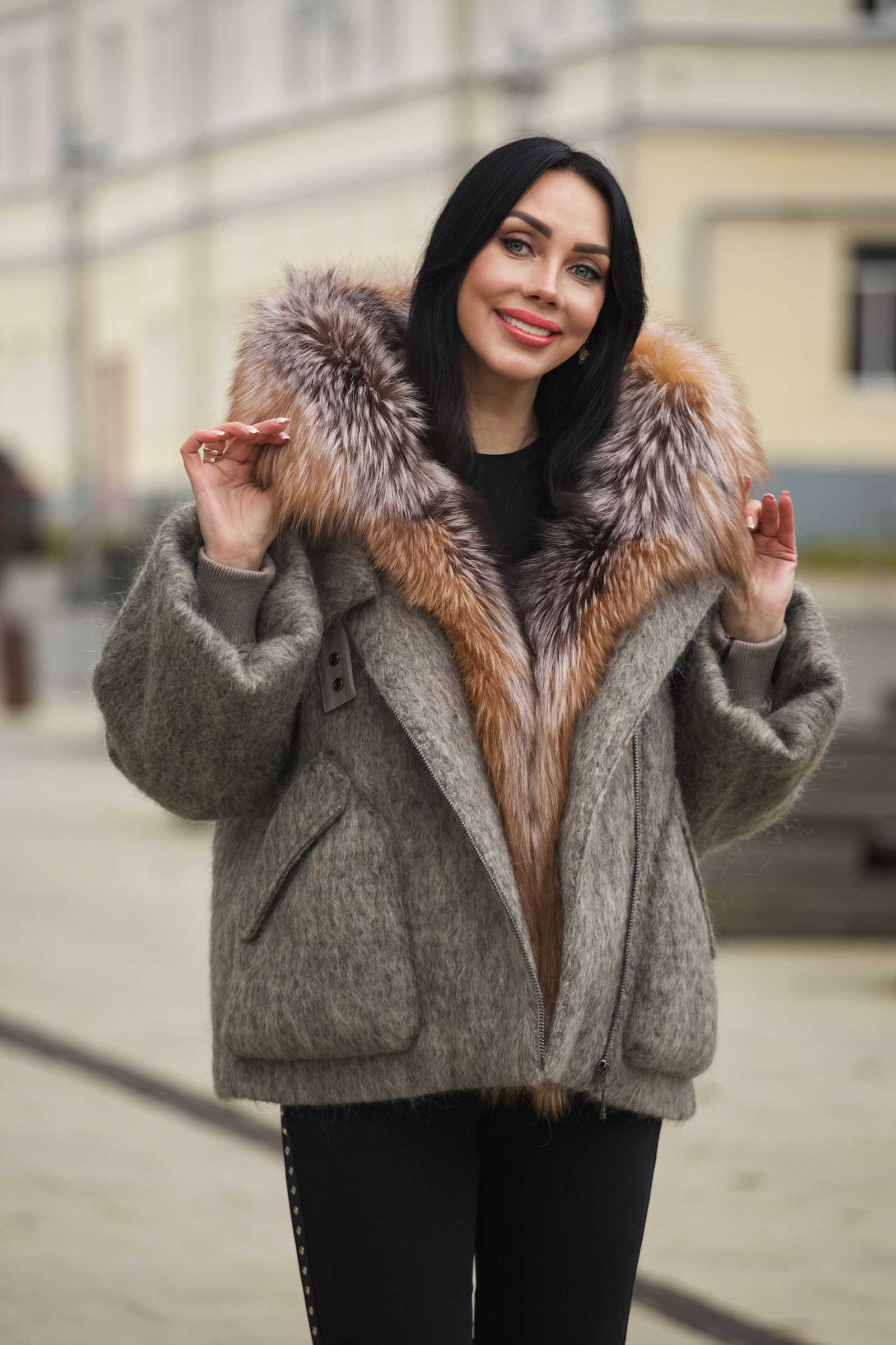 Купить пуховик с мехом чернобурой лисы MARIANNA