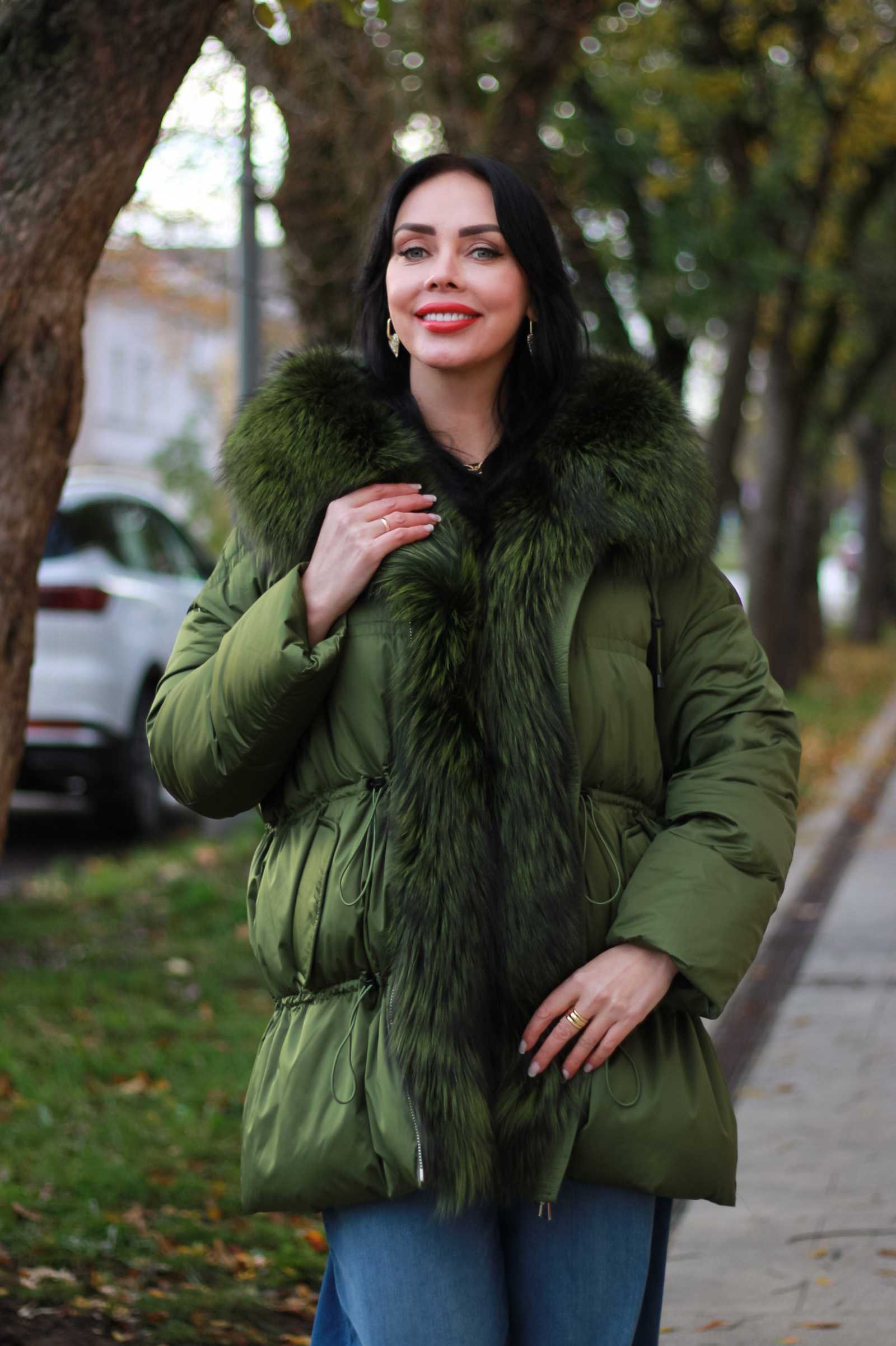 Купить женский пуховик с мехом лисы SIMONA