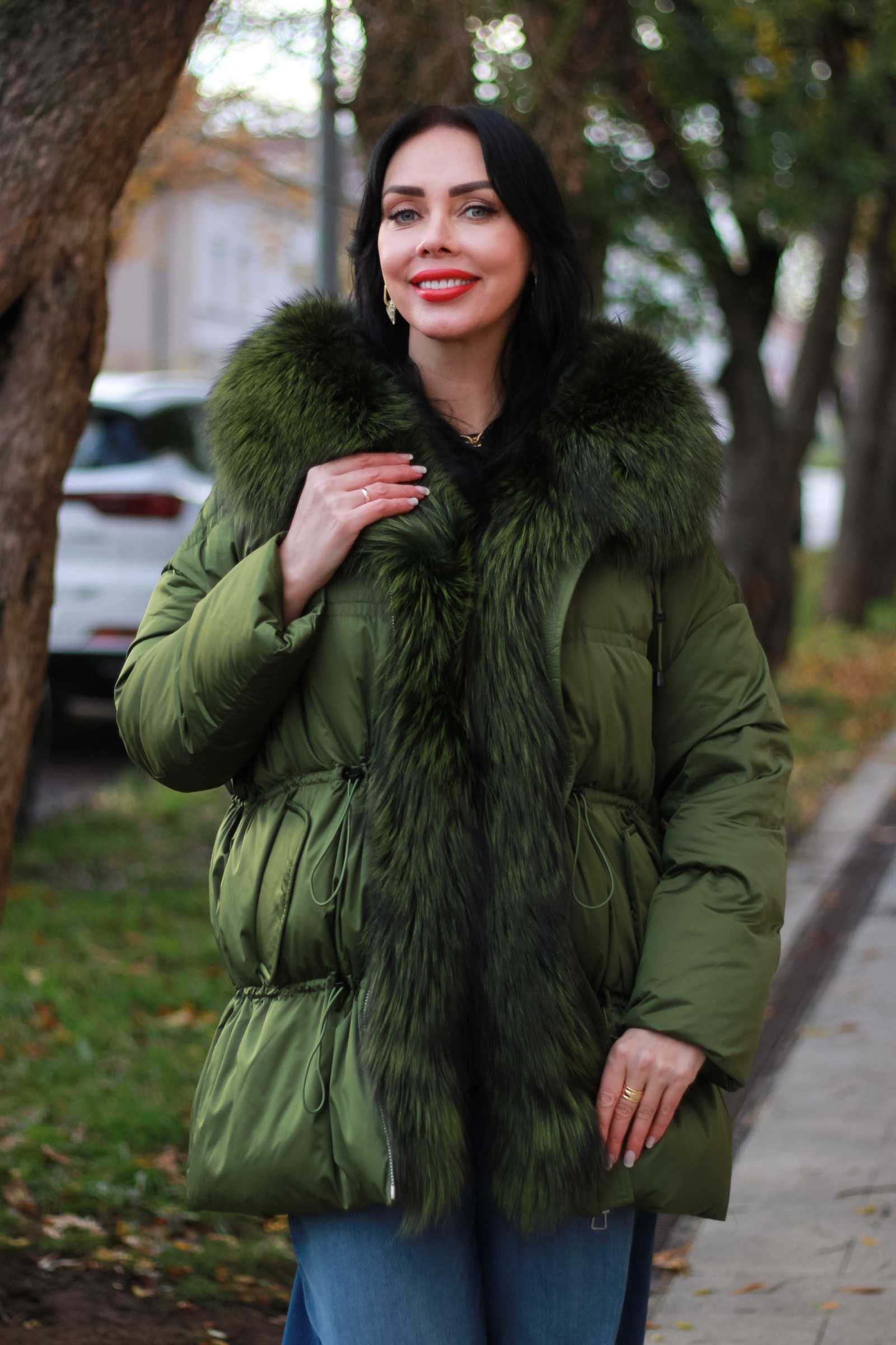 Купить женский пуховик с мехом лисы SIMONA