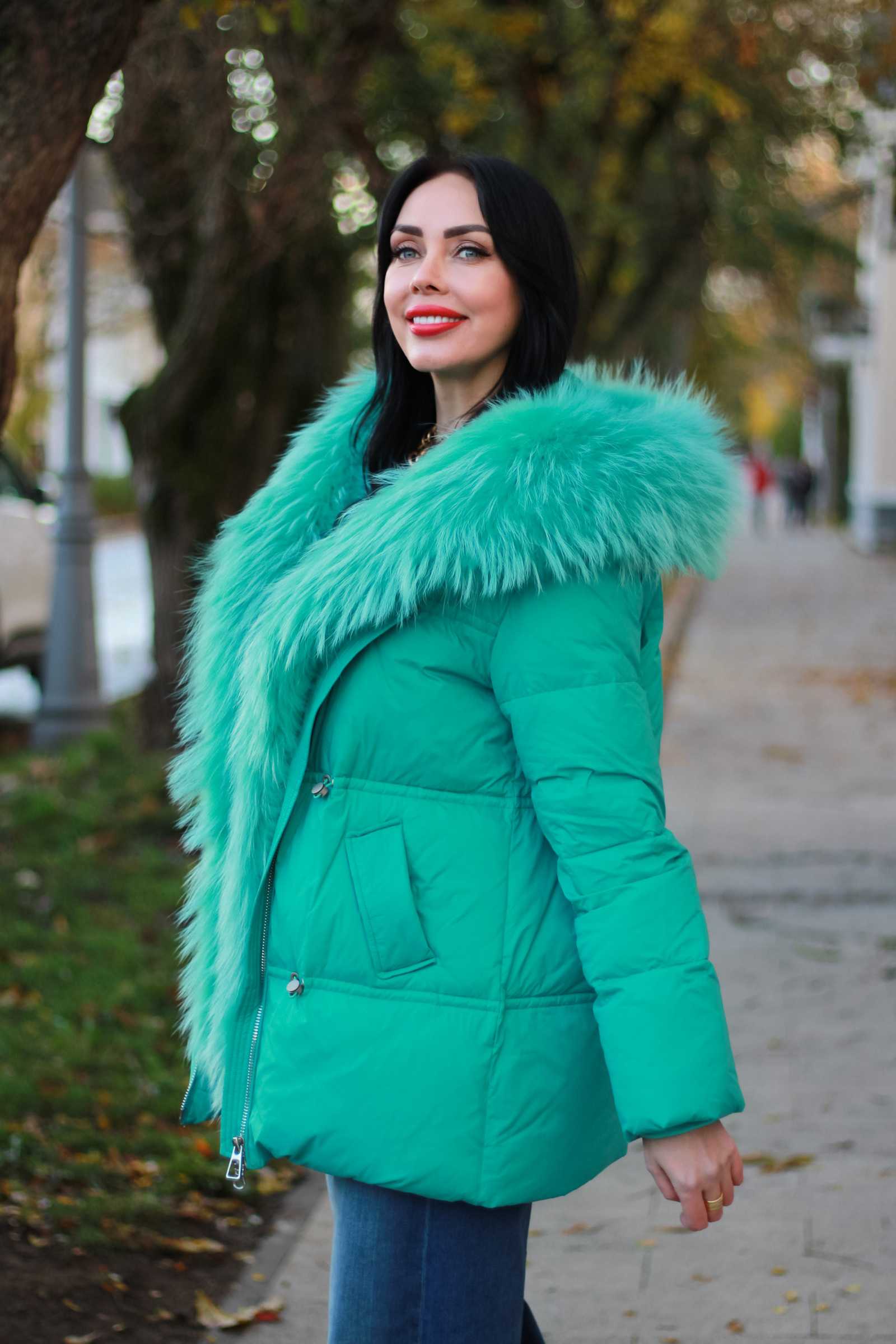 Купить женский пуховик с мехом лисы SIMONA
