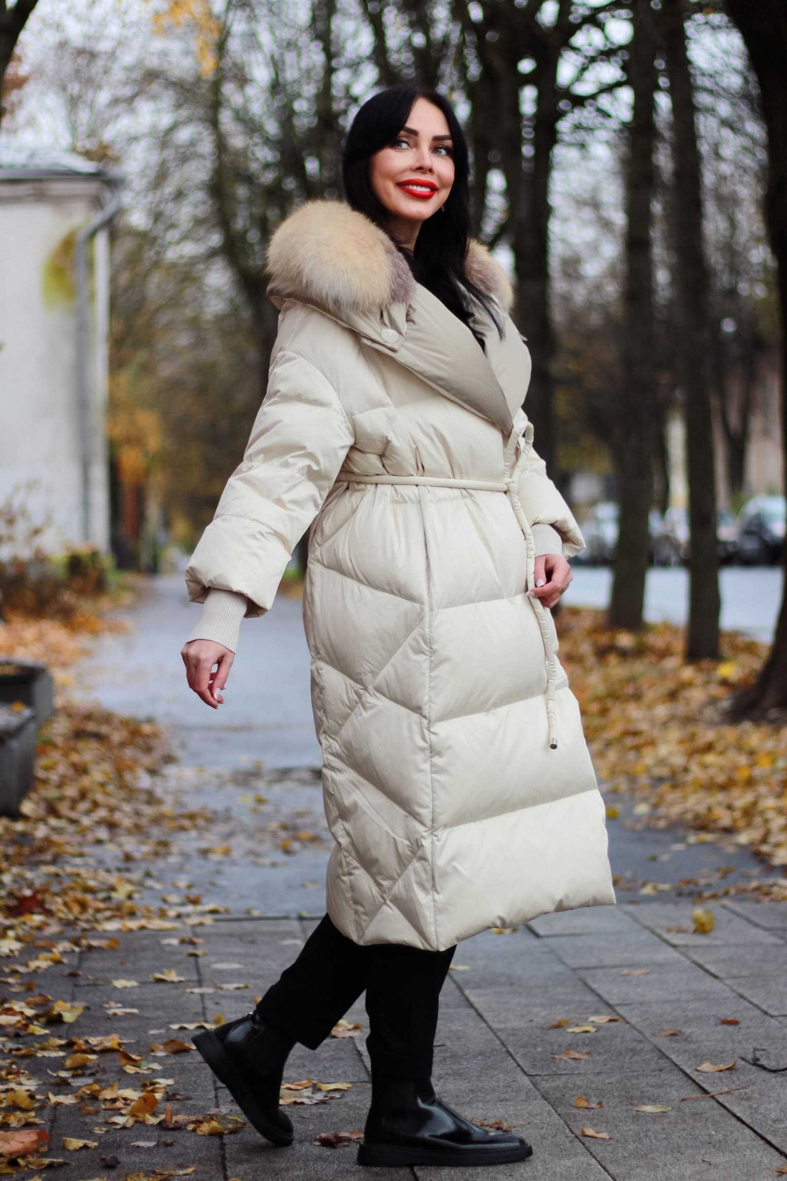 Купить женский зимний пуховик с мехом лисы JULIA
