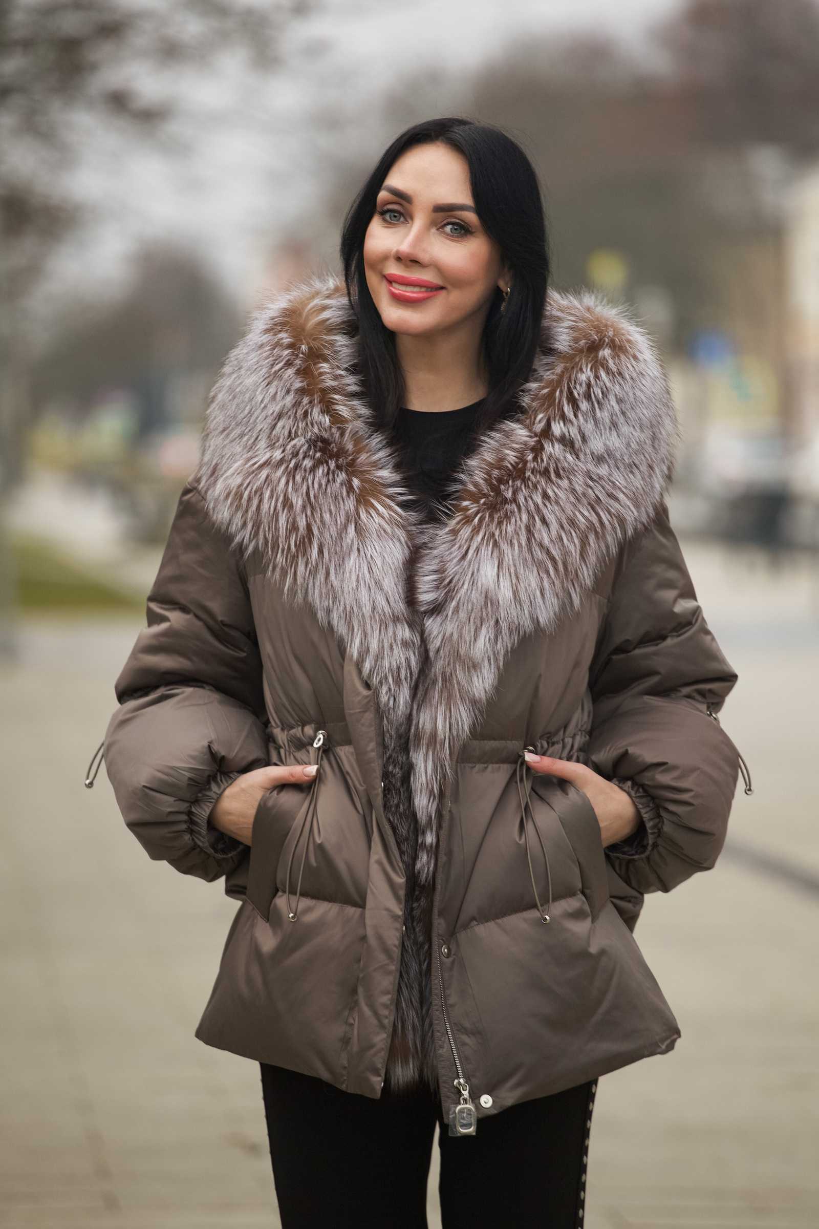 Купить женский пуховик с мехом чернобурой лисы LINA
