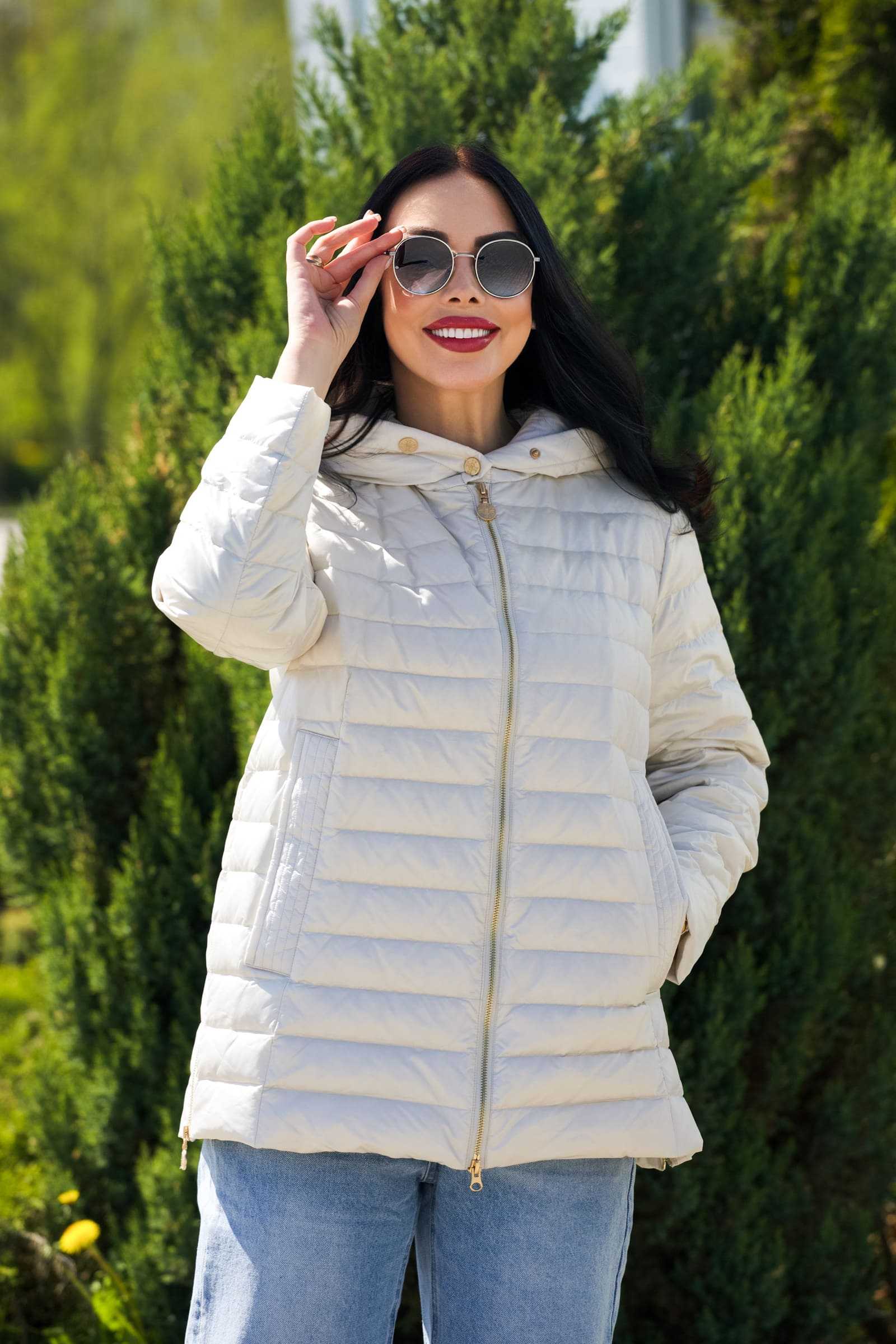 Купить женскую демисезонную куртку USTINA