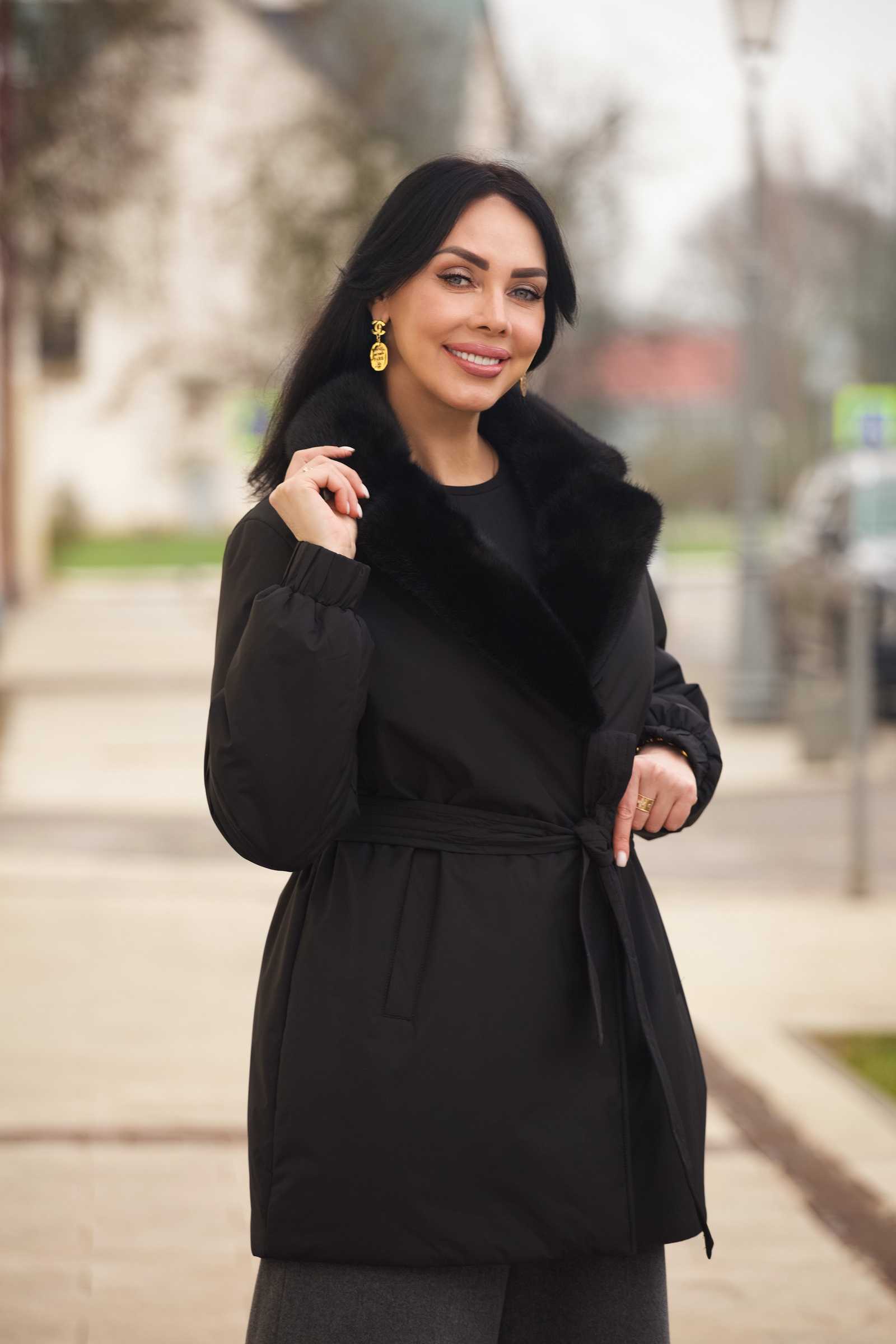 Купить женскую куртку с мехом норки BALMA