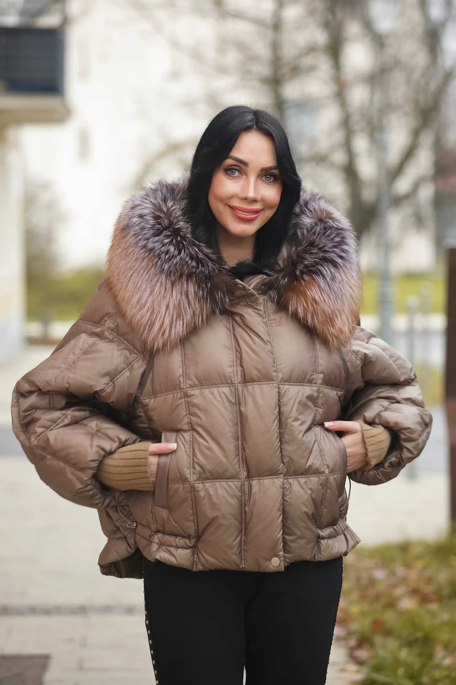 Купить пуховик с мехом чернобурой лисы IZOLDA