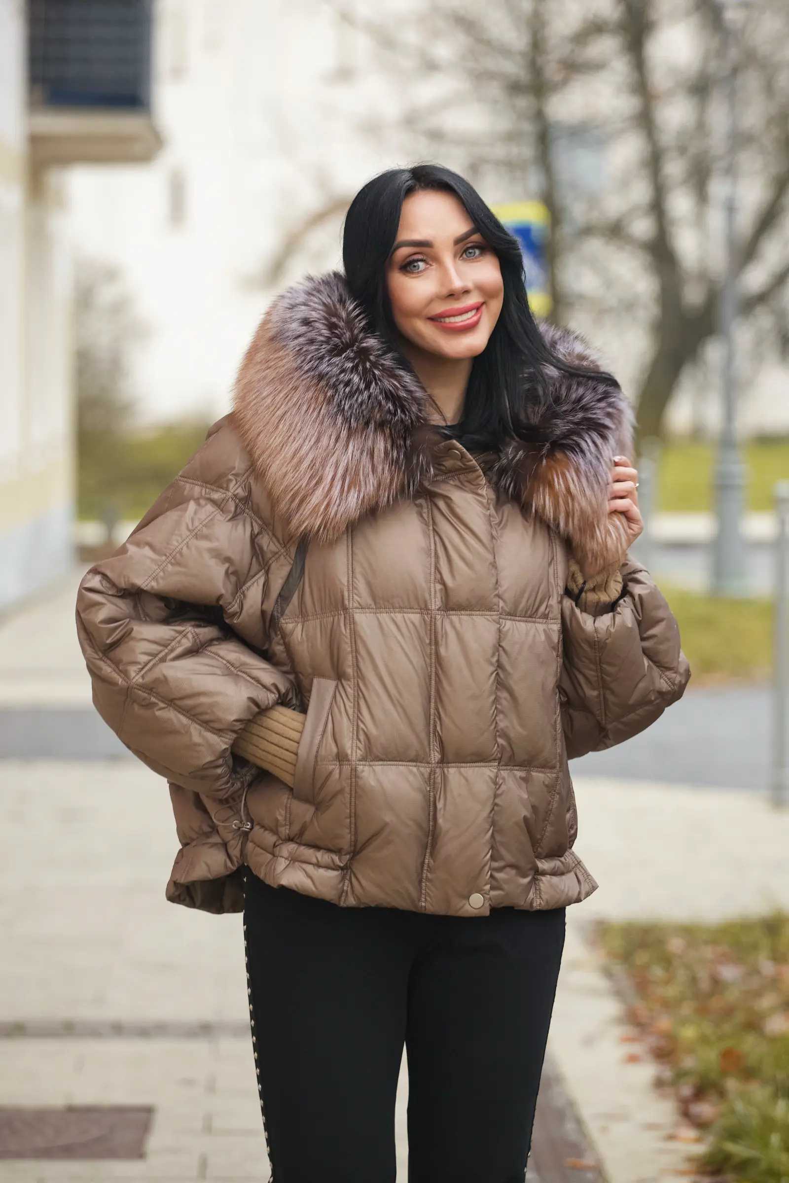 Купить пуховик с мехом чернобурой лисы IZOLDA