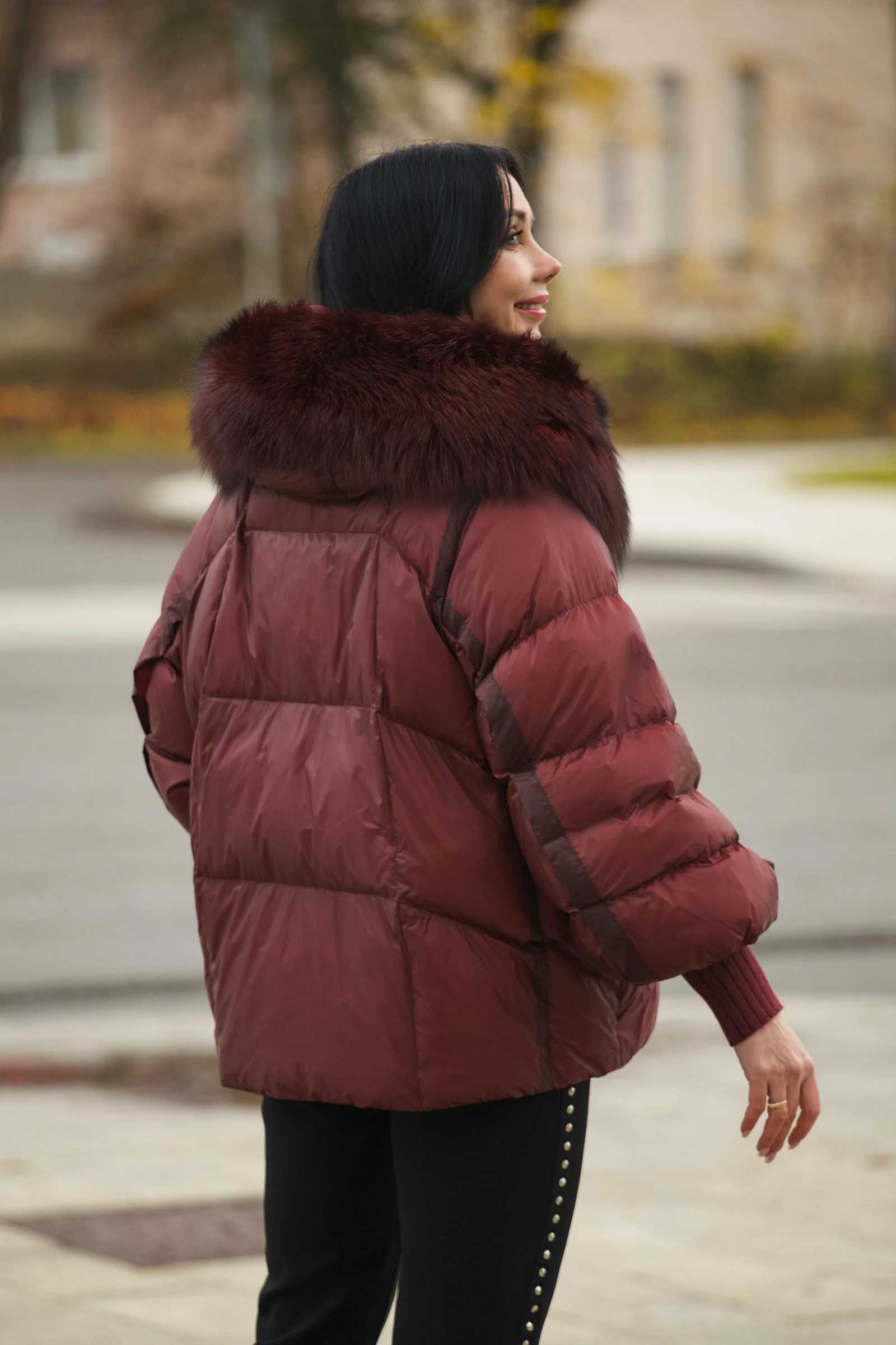 Купить пуховик с мехом чернобурой лисы IZOLDA