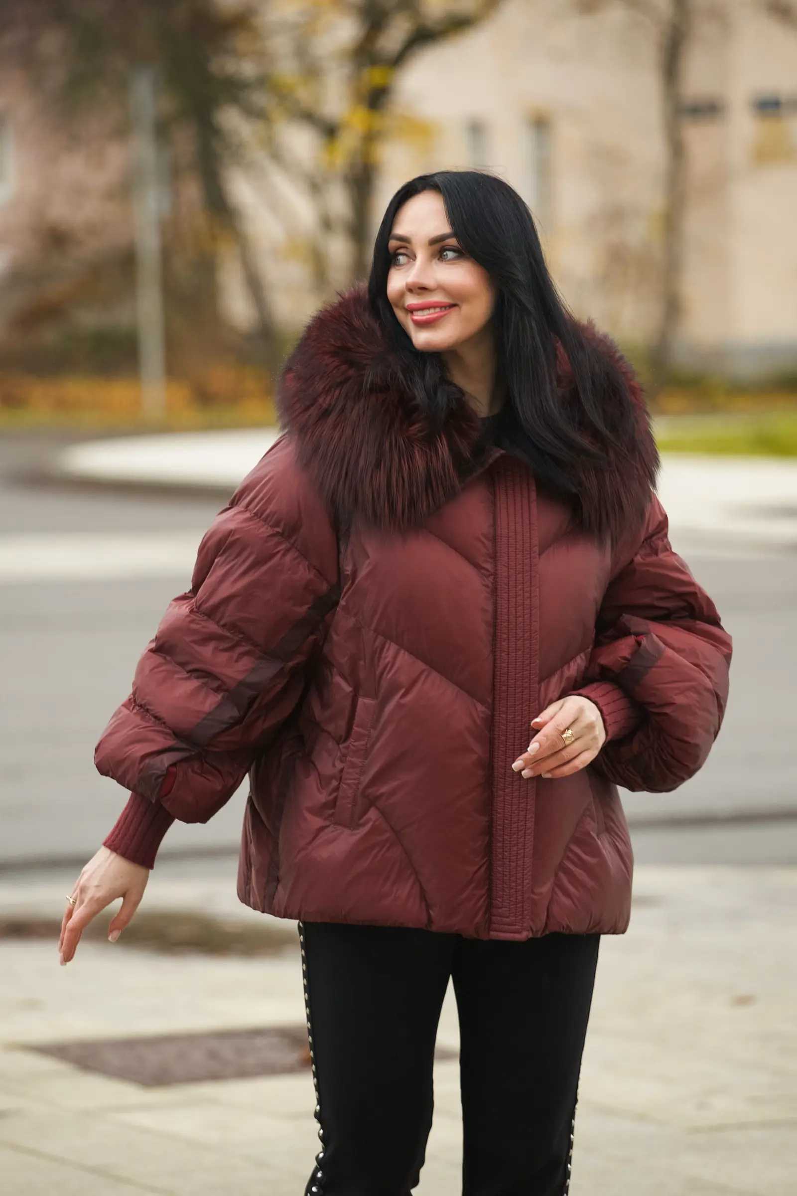 Купить пуховик с мехом чернобурой лисы IZOLDA