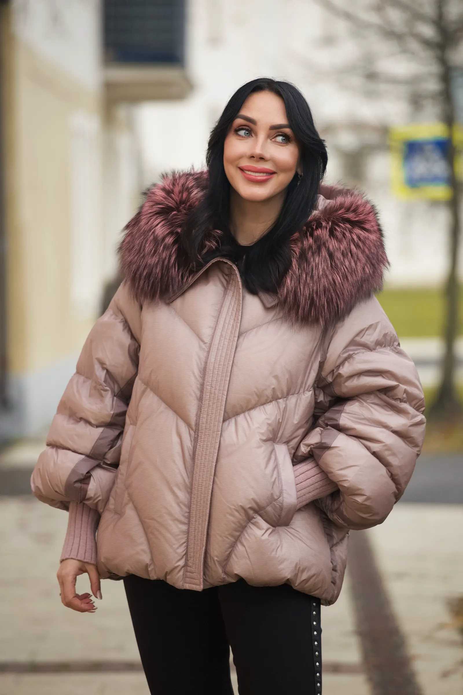 Купить пуховик с мехом чернобурой лисы IZOLDA