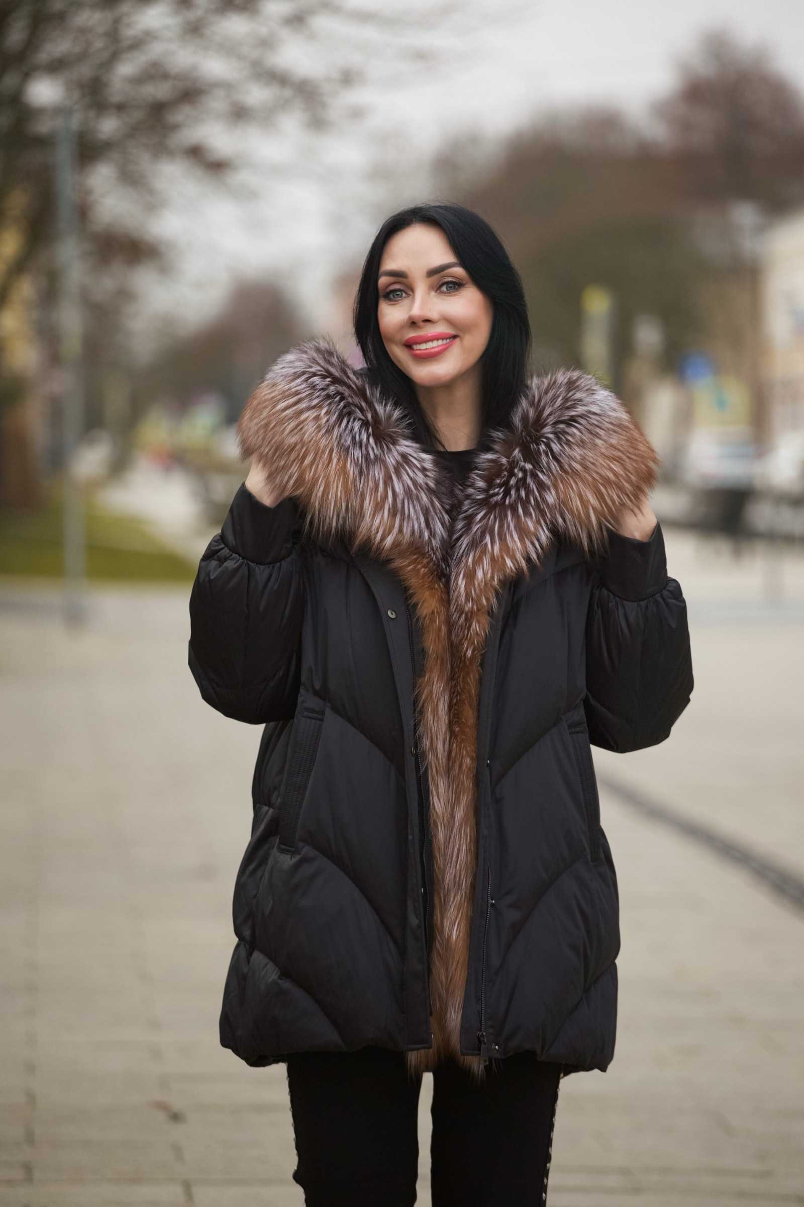 Купить пуховик с мехом чернобурой лисы ALISA
