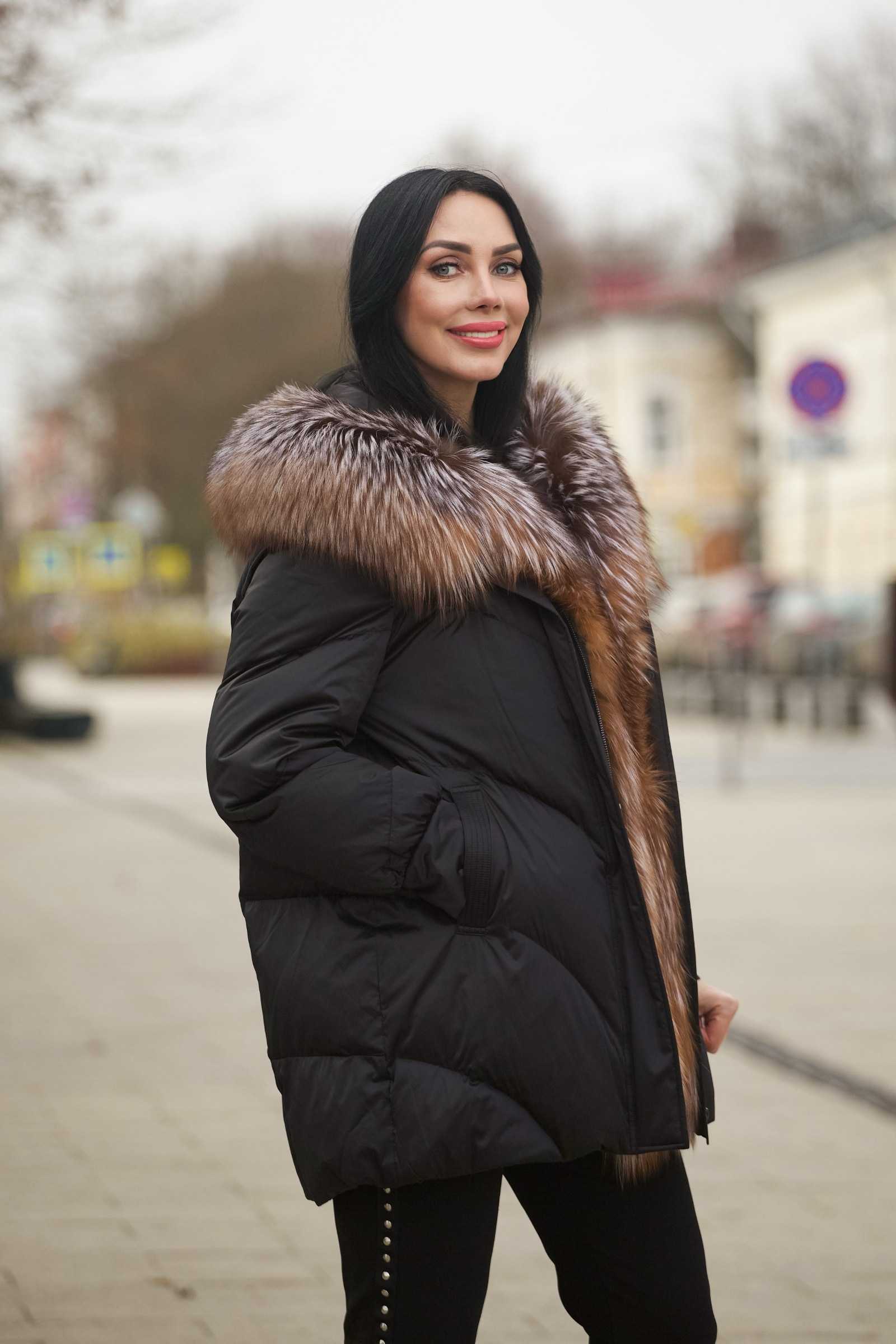 Купить пуховик с мехом чернобурой лисы ALISA