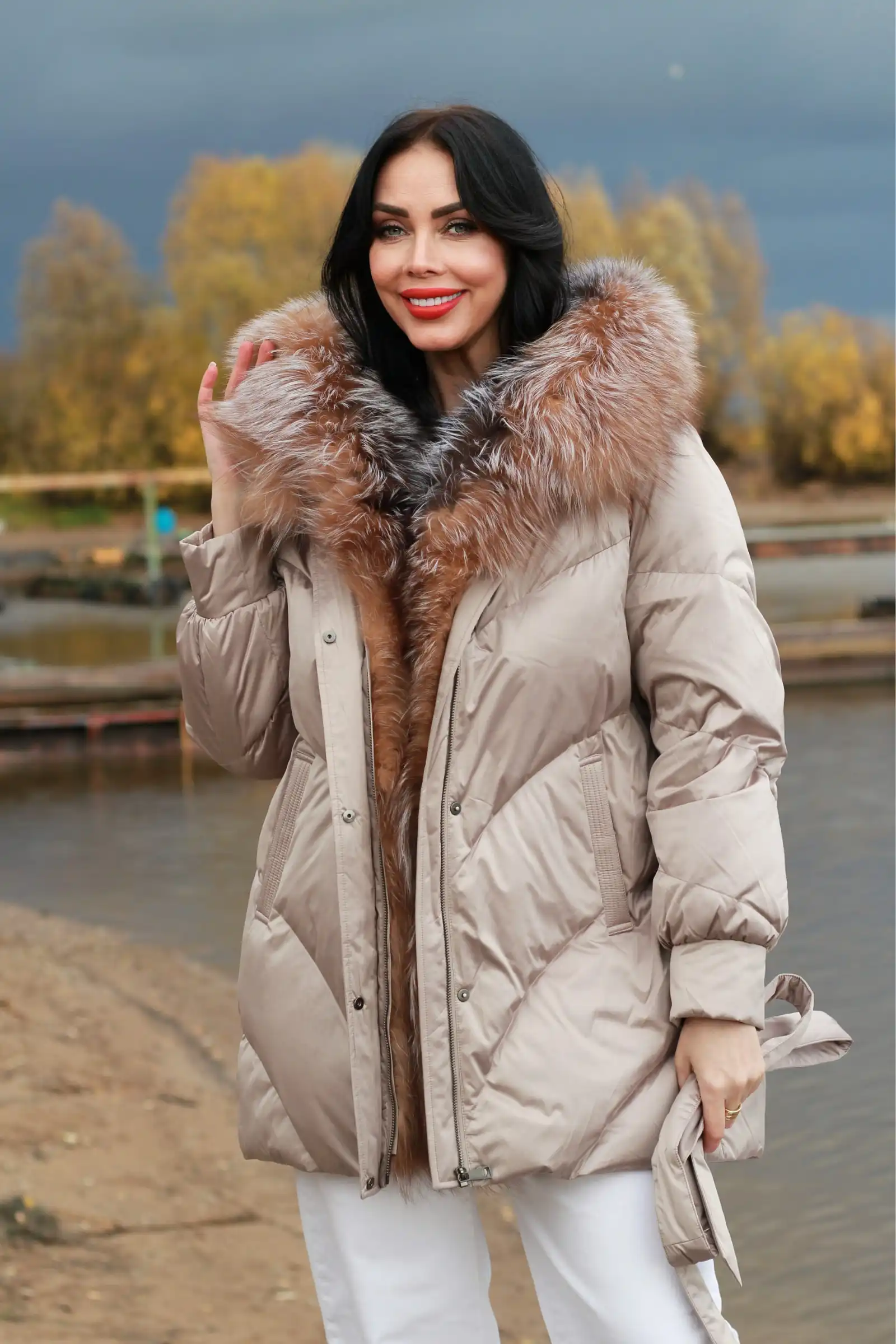 Пуховик с мехом чернобурой лисы ALISA