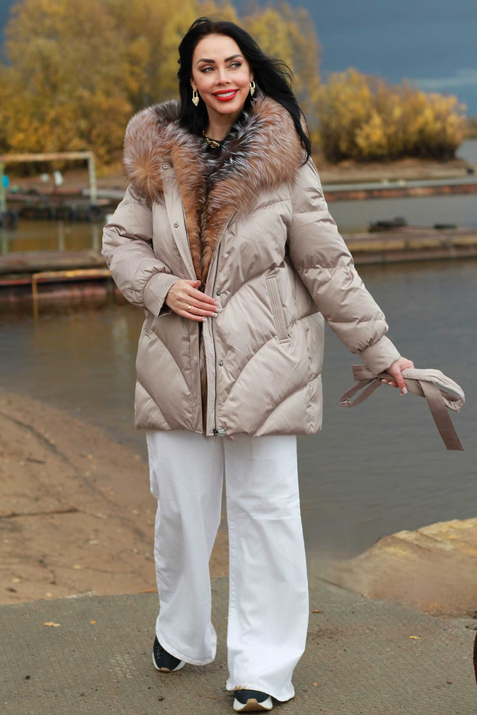 Купить пуховик с мехом чернобурой лисы ALISA