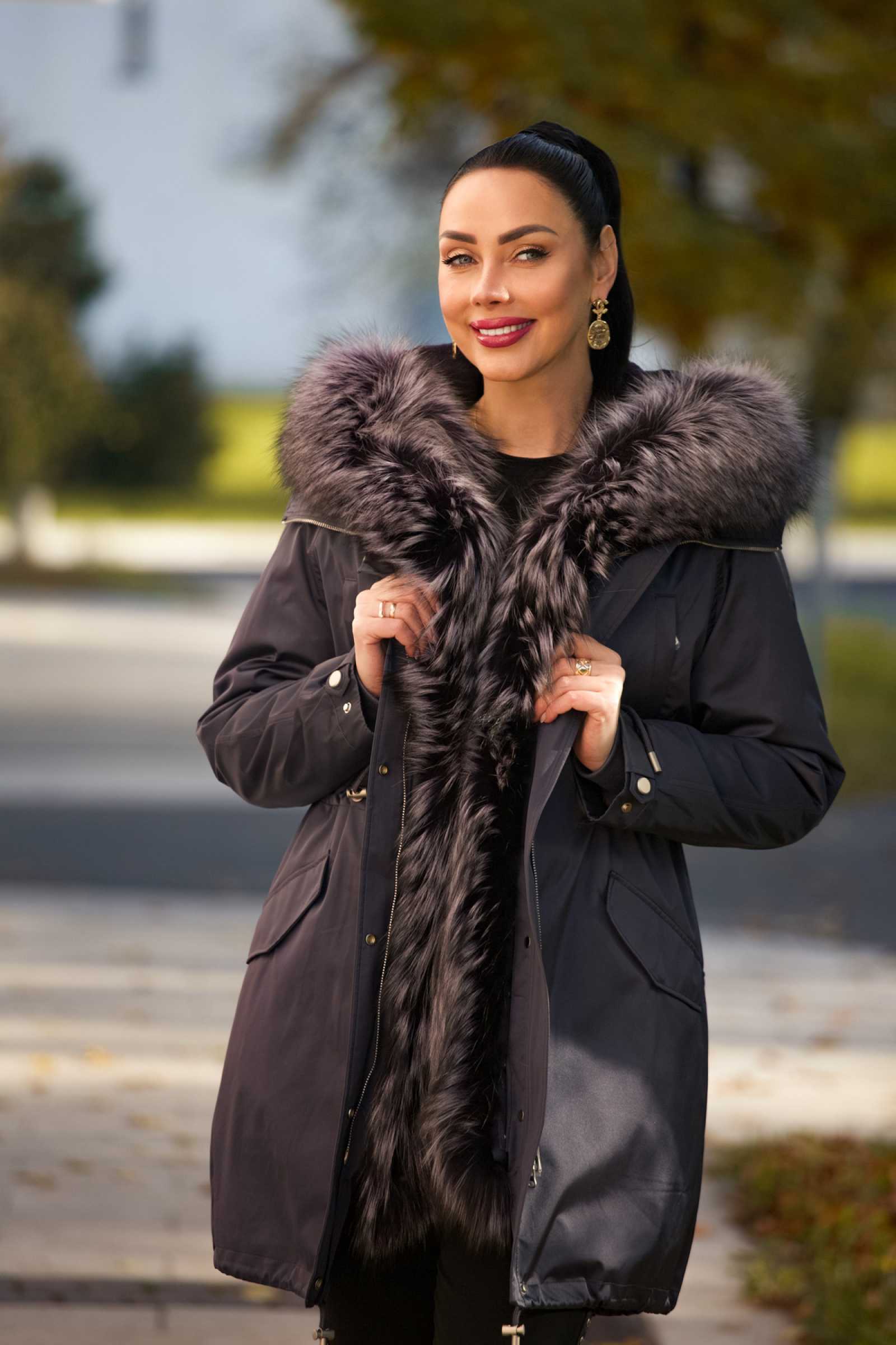 Купить парку с мехом чернобурой лисы VIOLETA