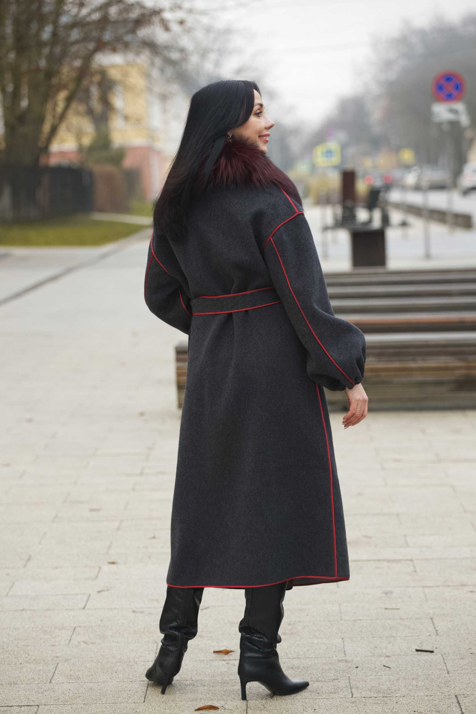 Купить пальто из кашемира с мехом лисы KARLA