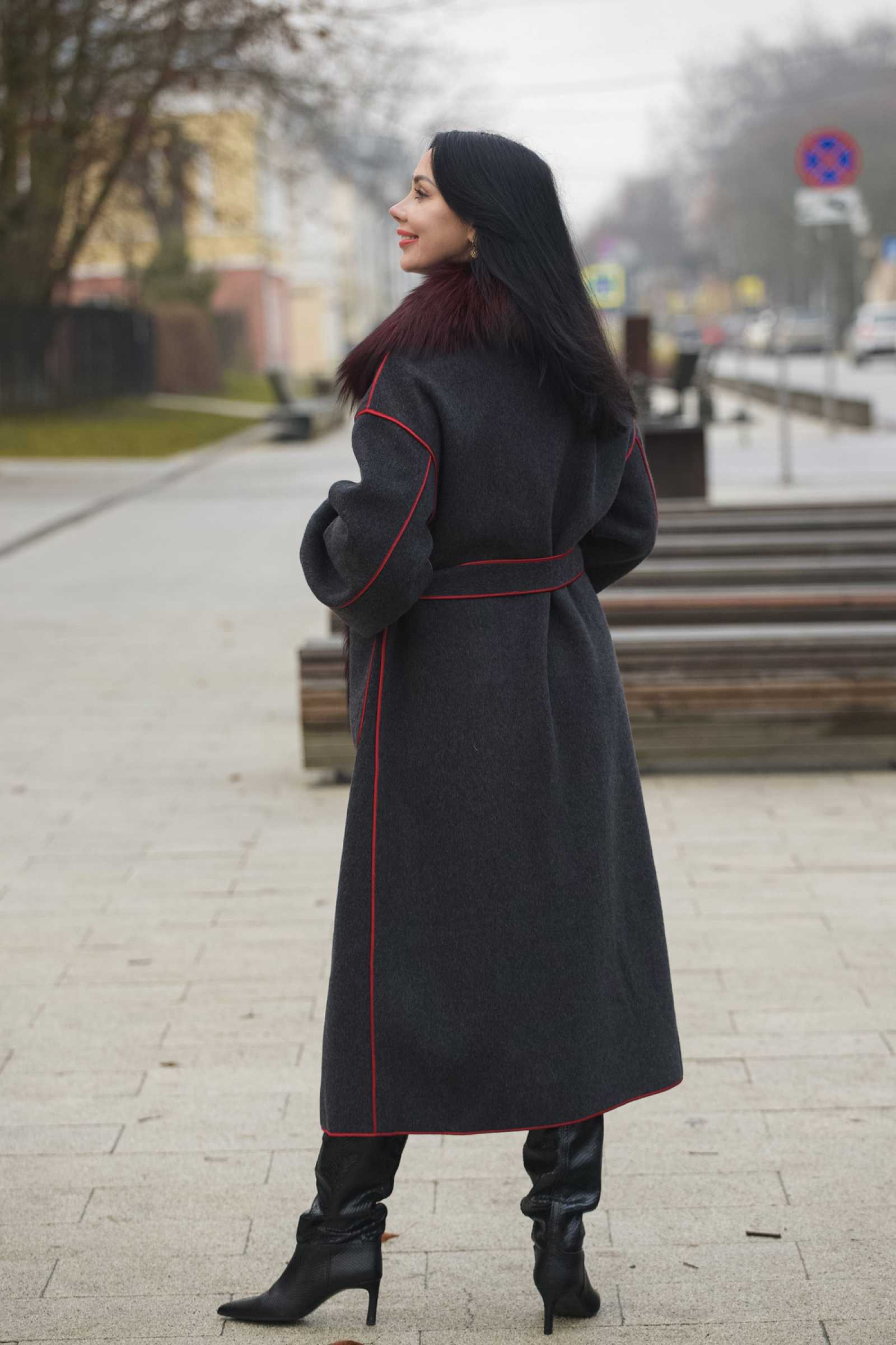 Купить пальто из кашемира с мехом лисы KARLA