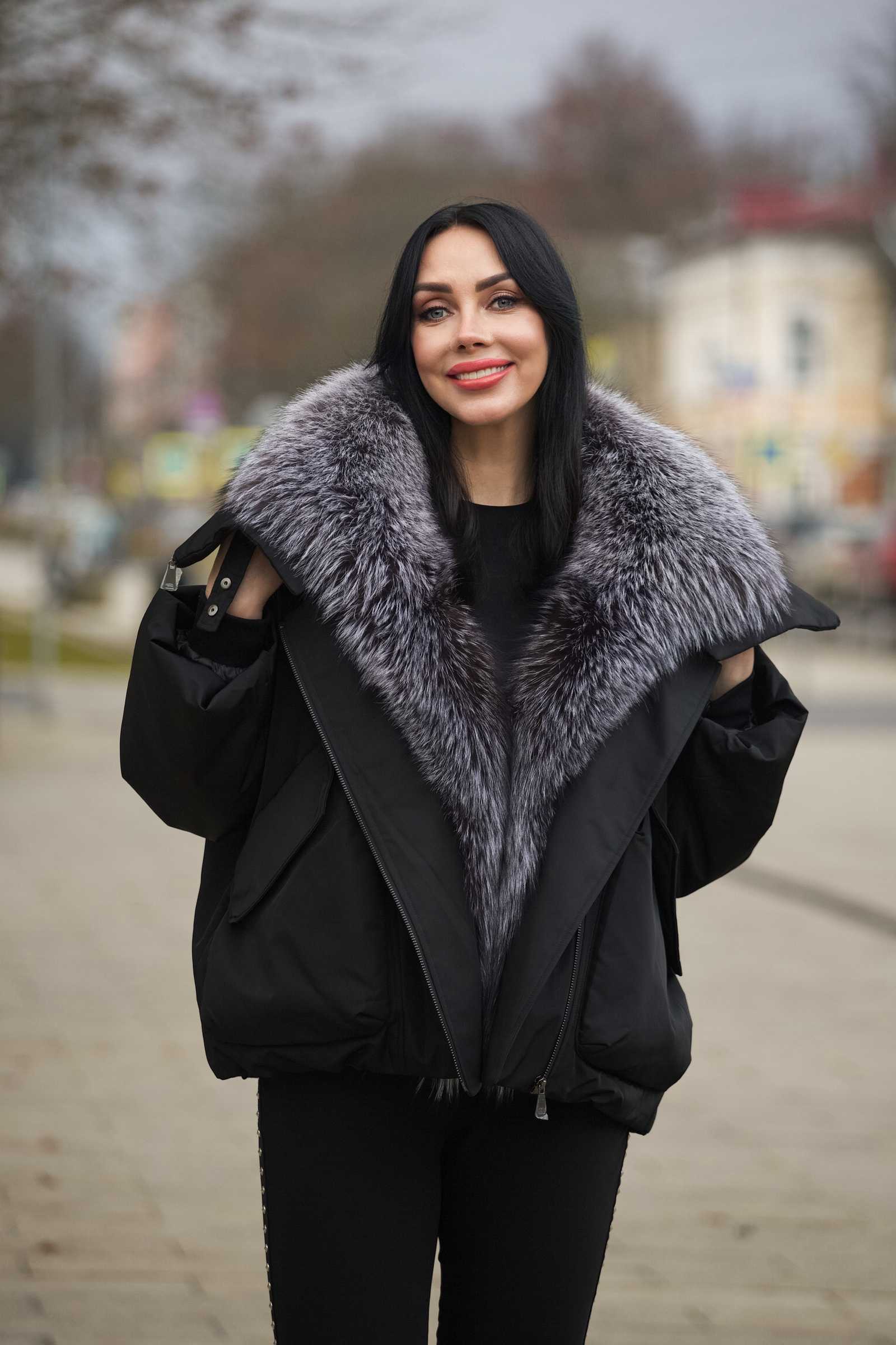 Купить пуховик с мехом чернобурой лисы BARBARA