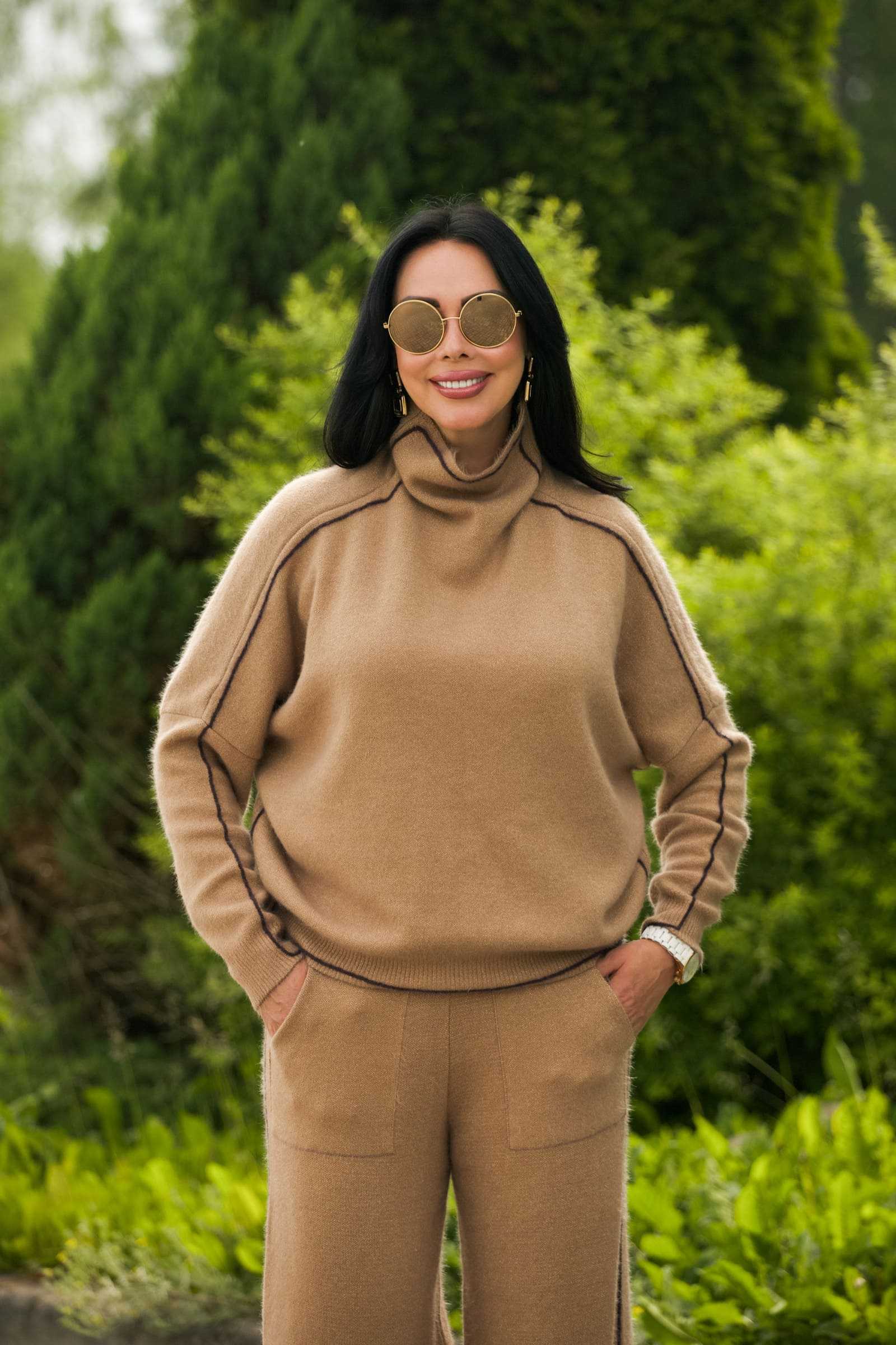 Купить костюм с брюками SERIANNO