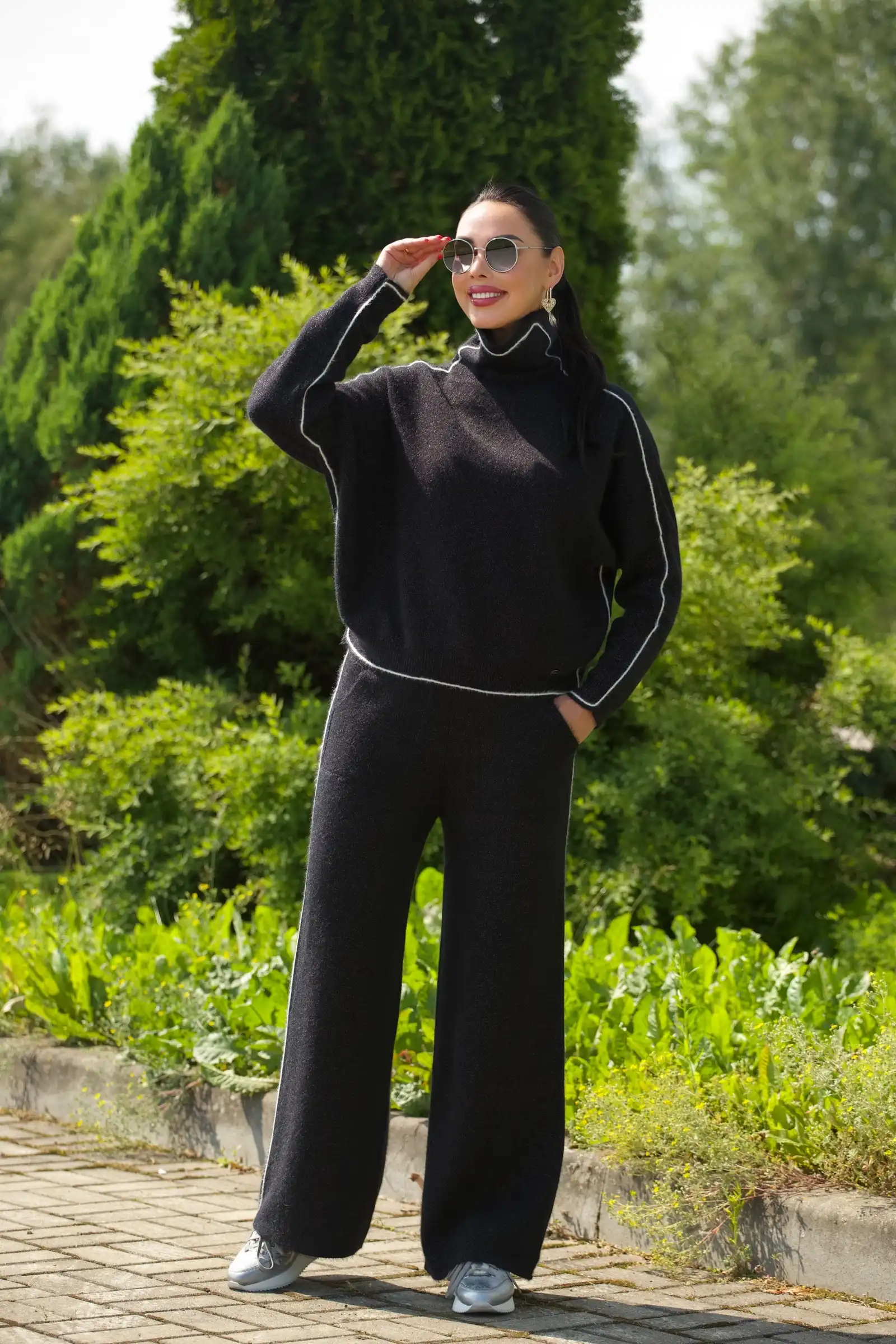 Костюм с брюками SERIANNO