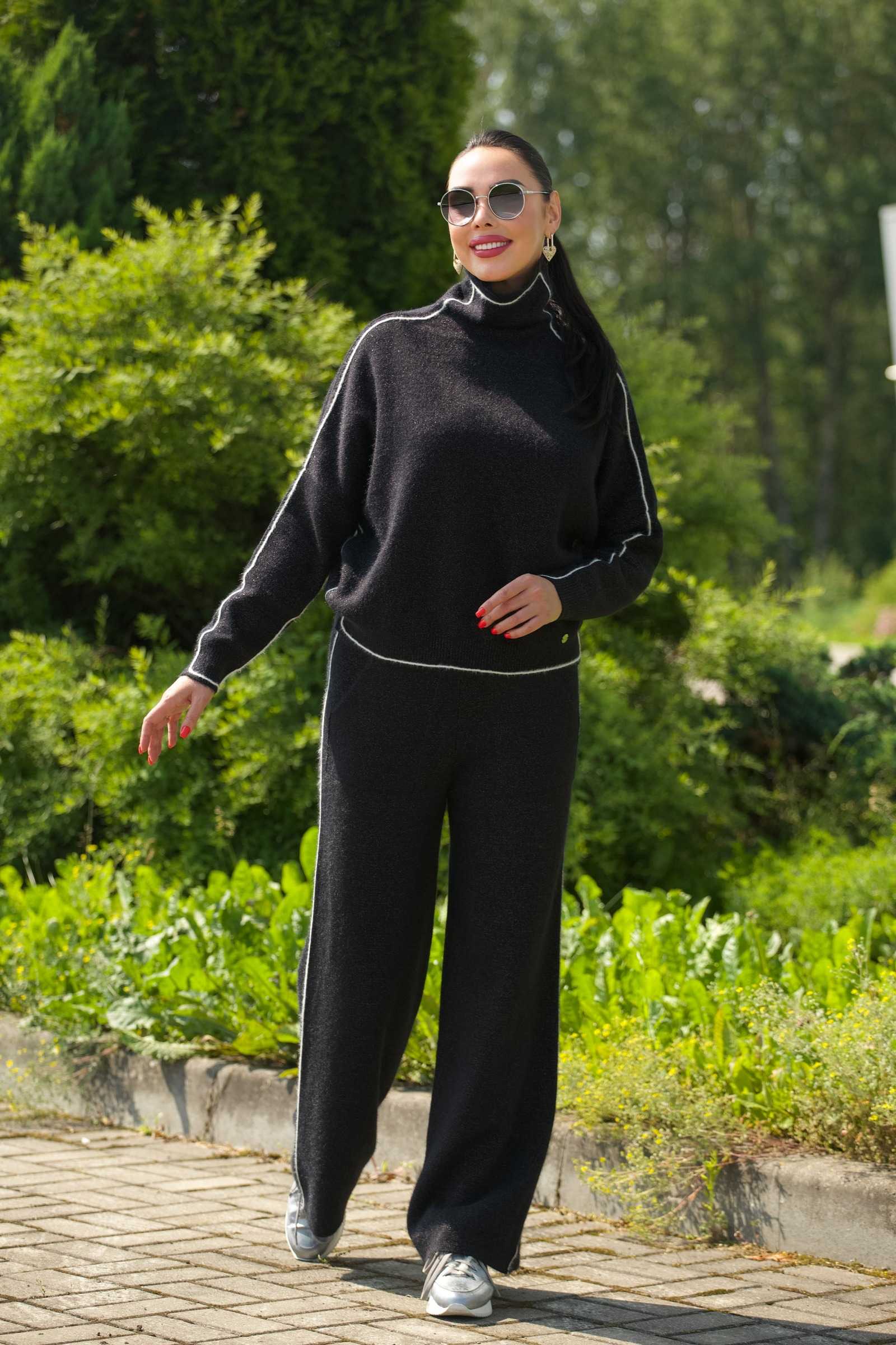 Купить костюм с брюками SERIANNO