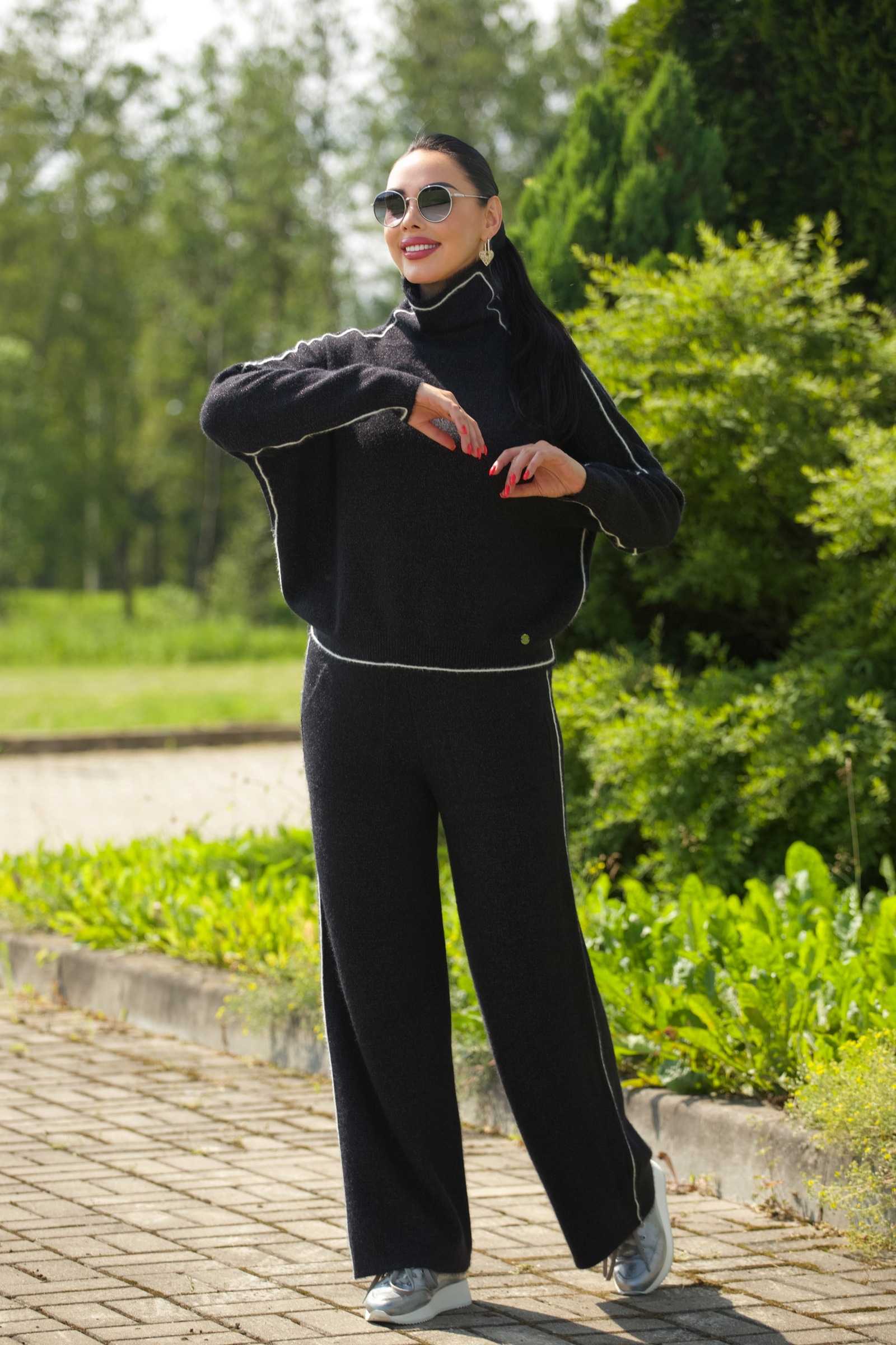 Купить костюм с брюками SERIANNO