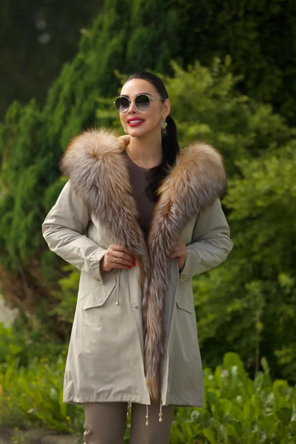 Парки с натуральным мехом